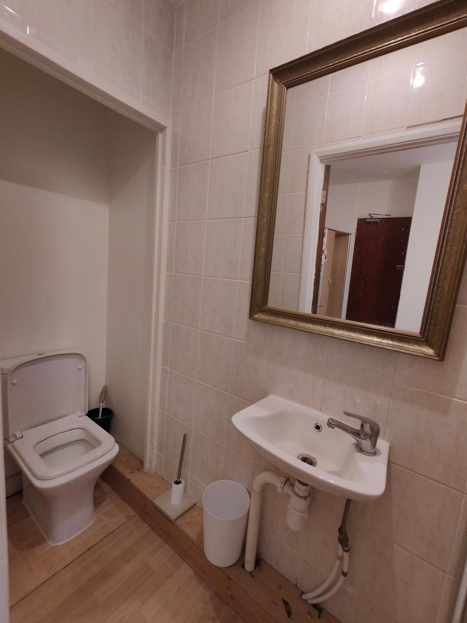 Spacious 4 Beds - Private Bathrooms In Canary Wharf Casa de hóspedes *