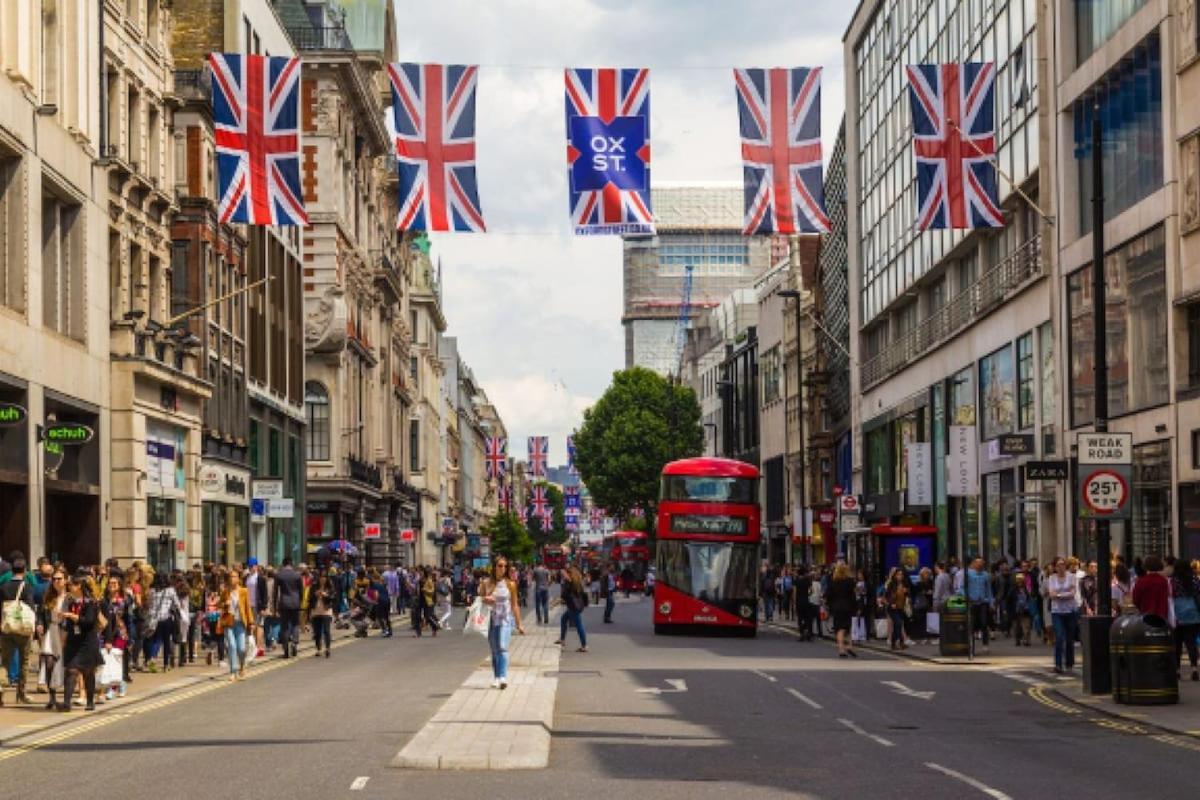 2 Bed In Oxford Street Apartamento *