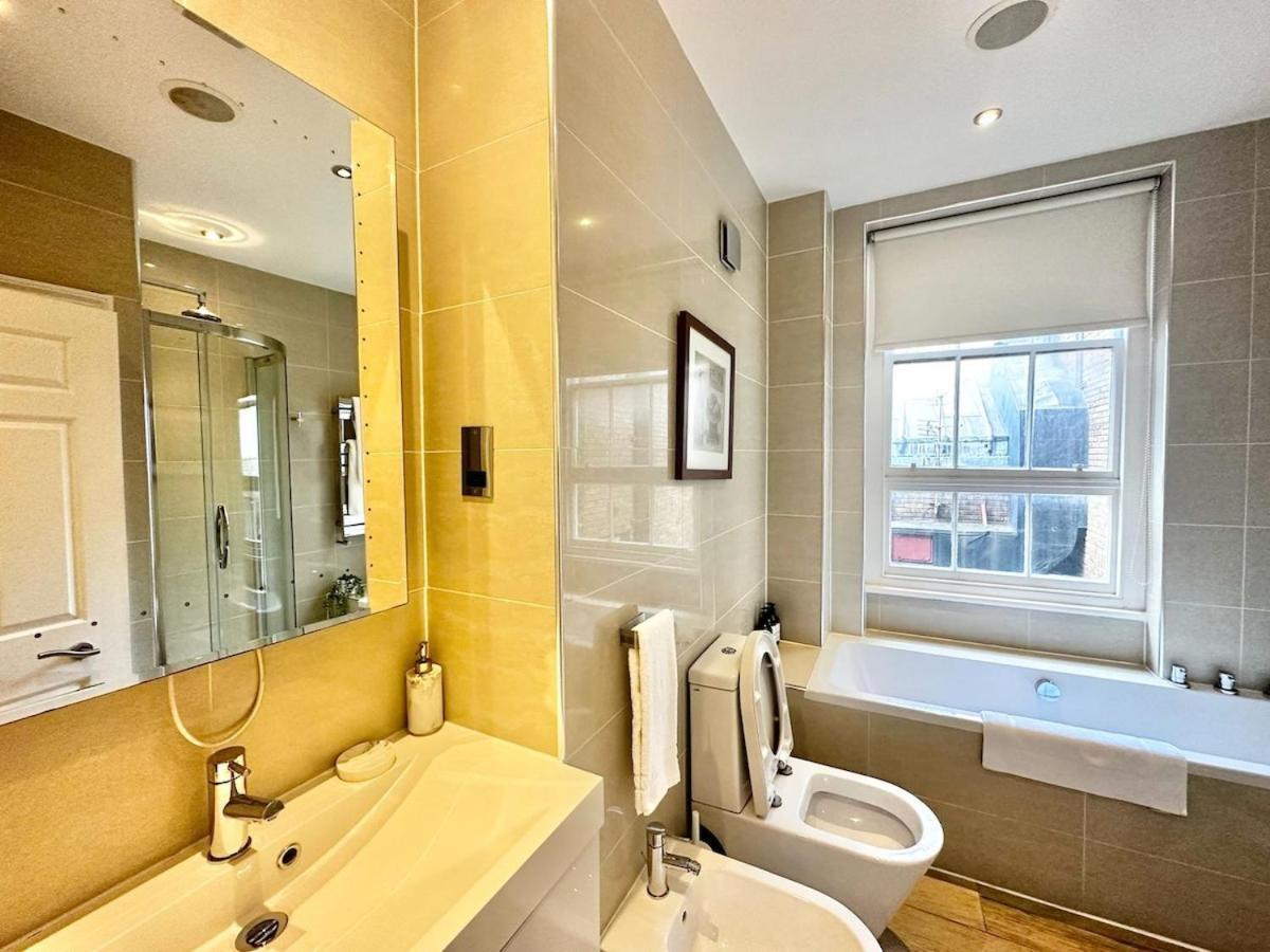 2 Bed In Oxford Street Apartamento