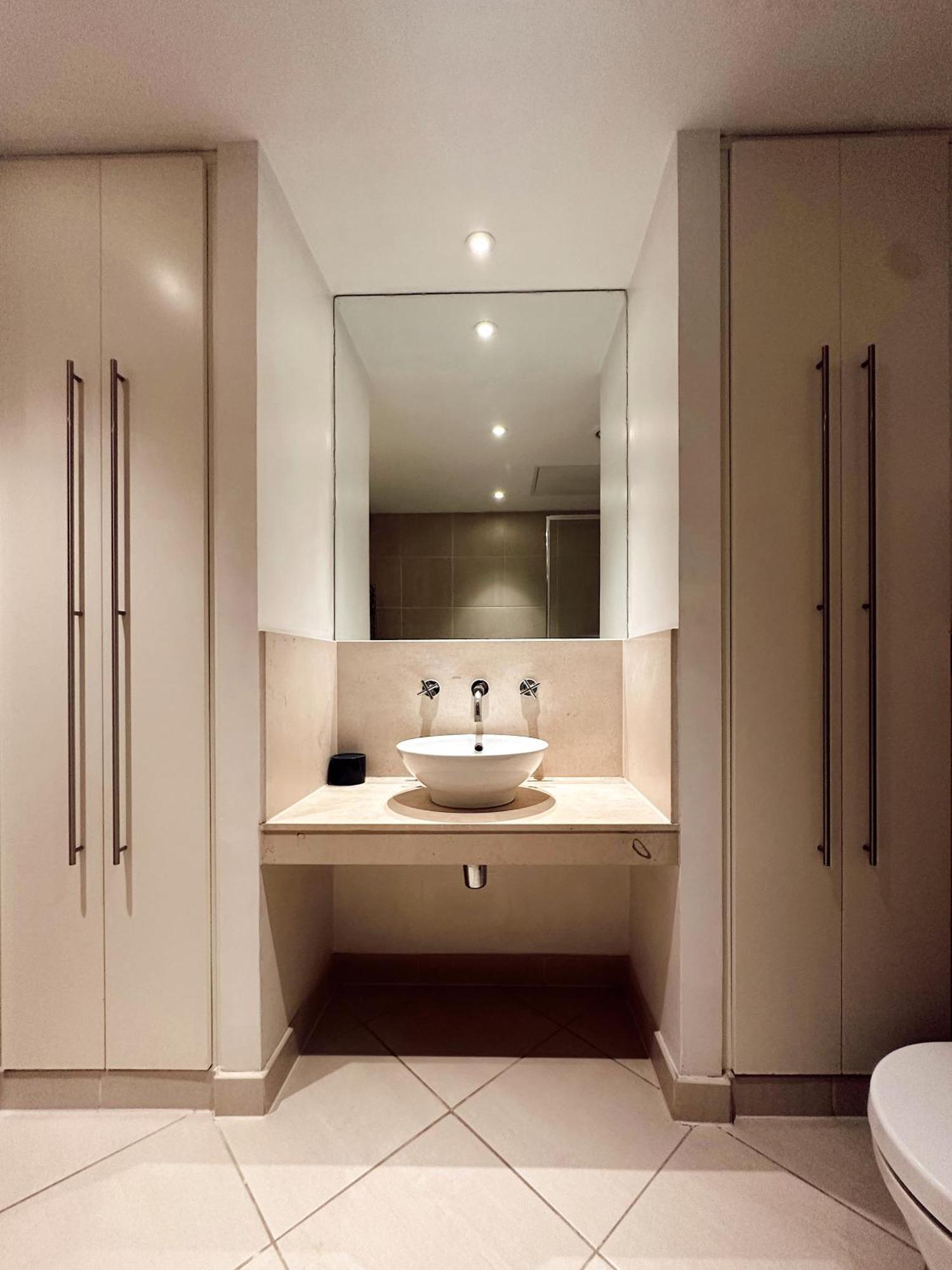 Modern 2bed-2bath London