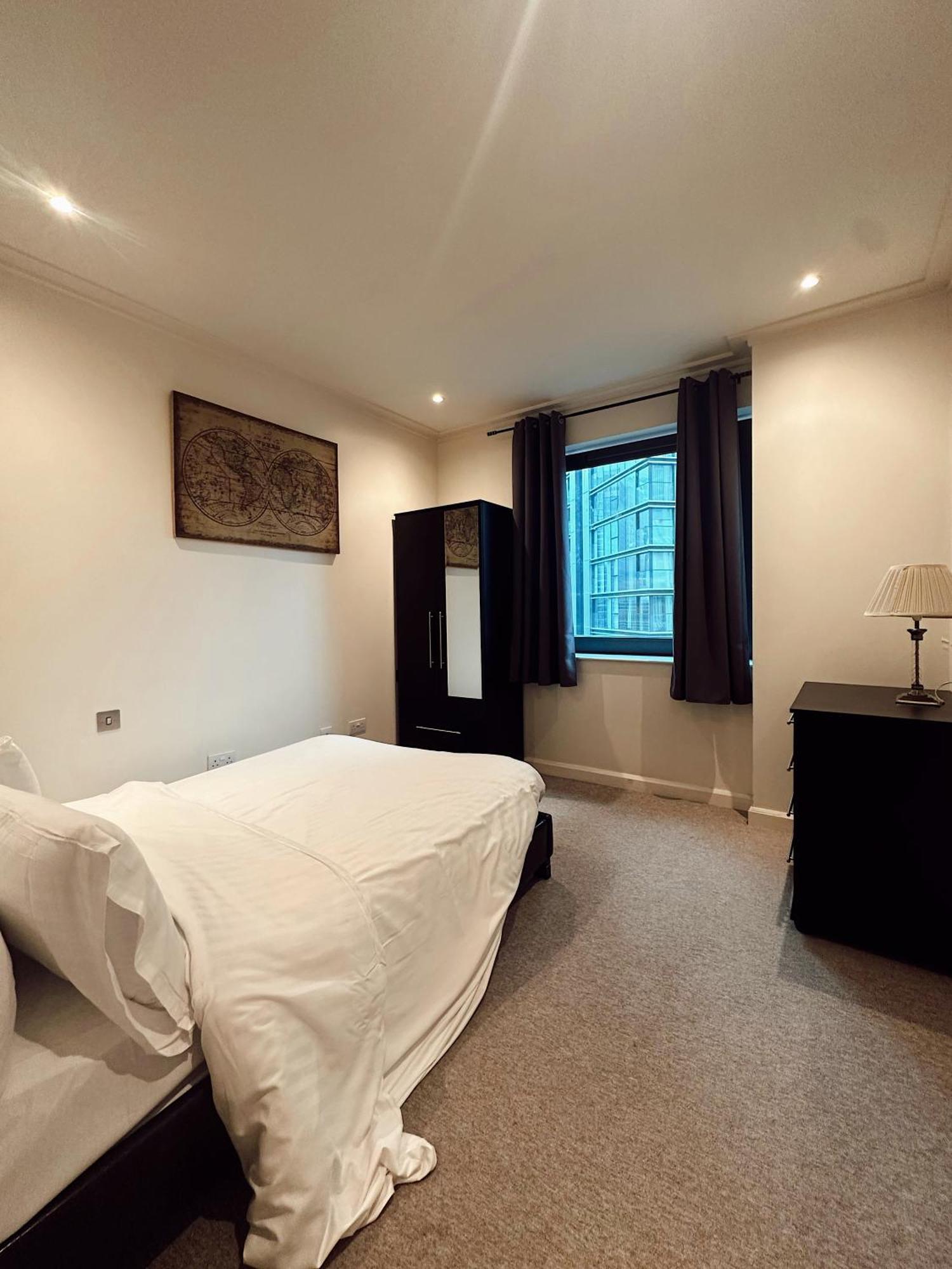 Modern 2bed-2bath * London