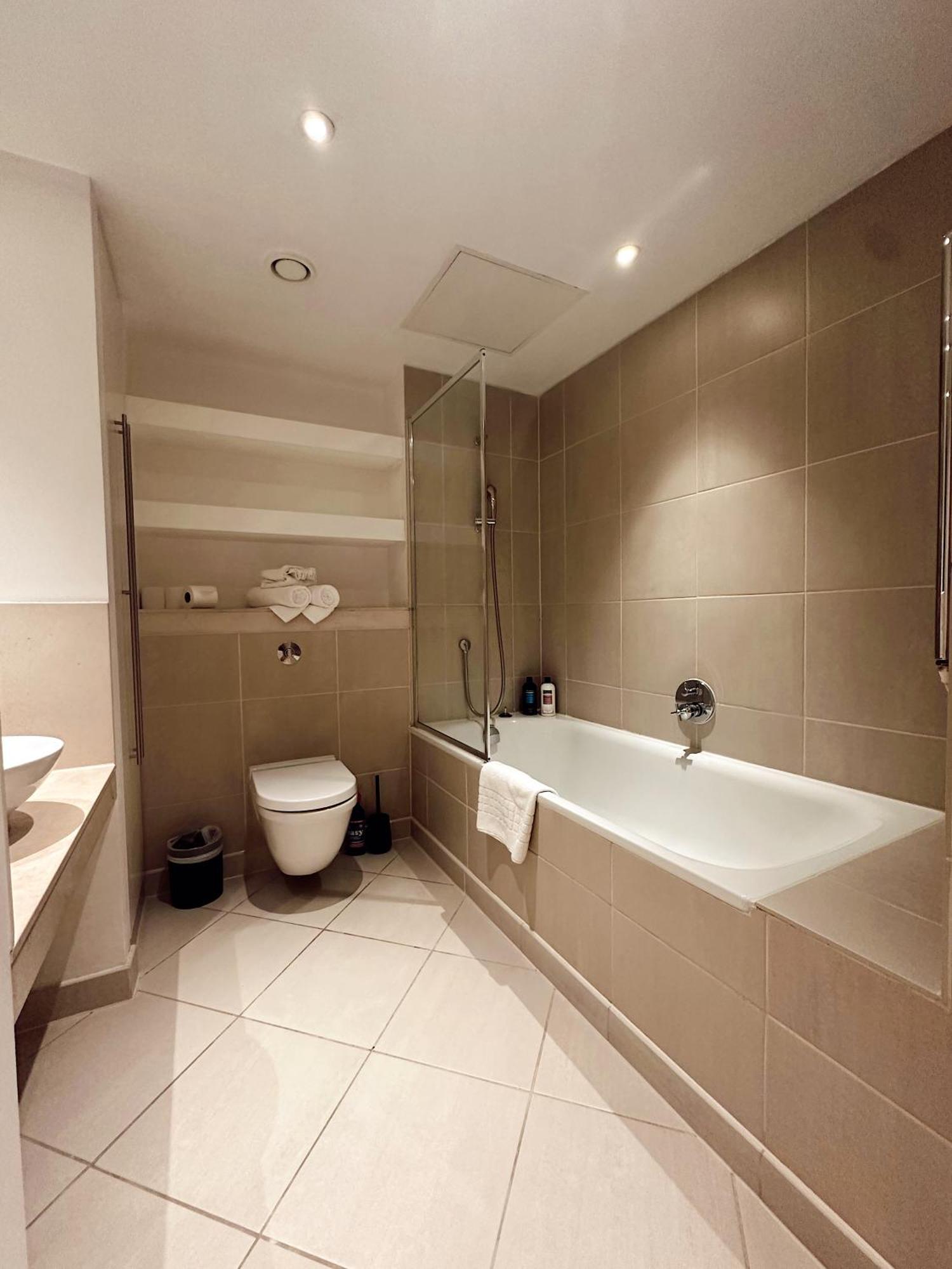 Modern 2bed-2bath
