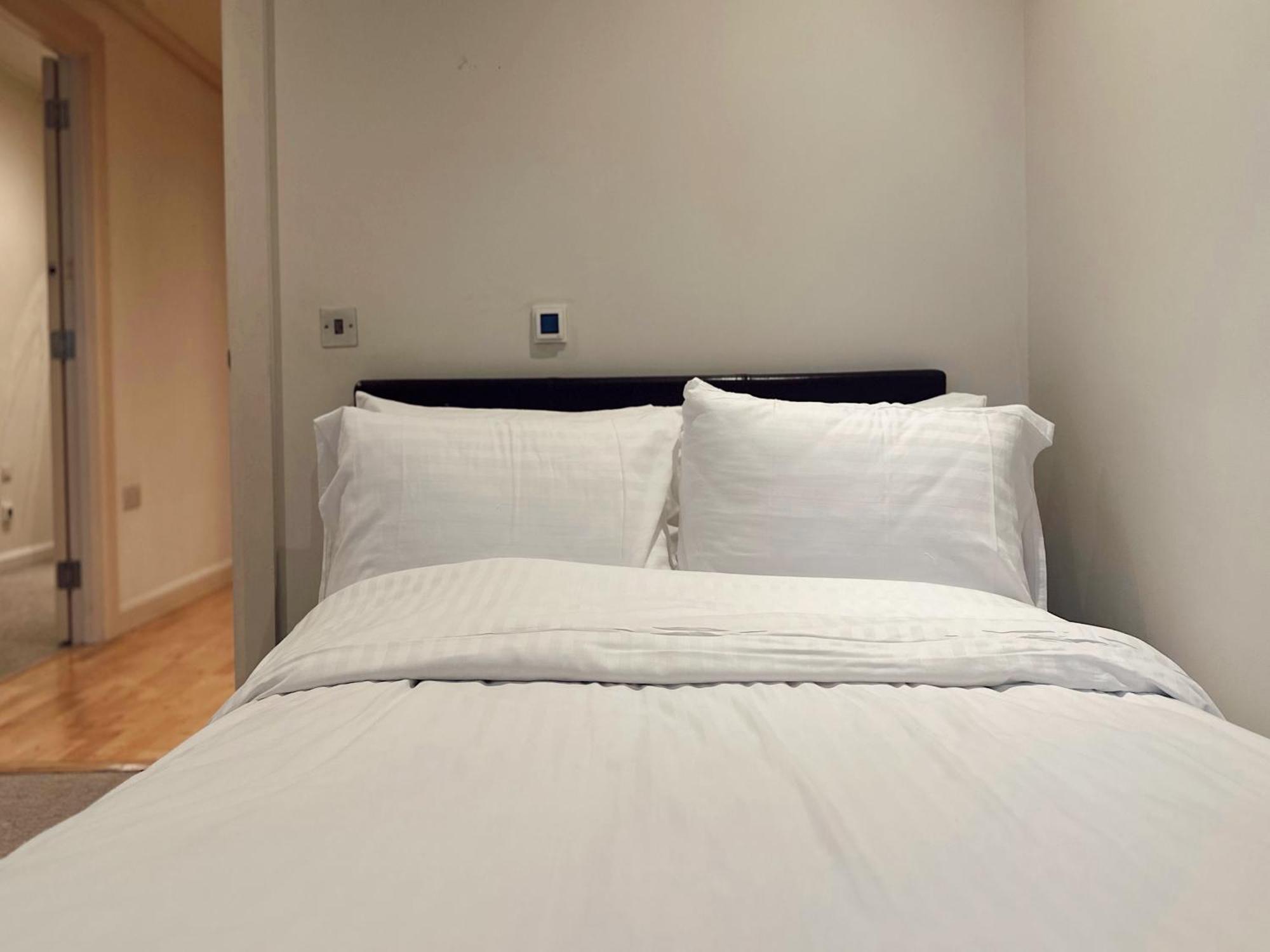 Modern 2bed-2bath * London