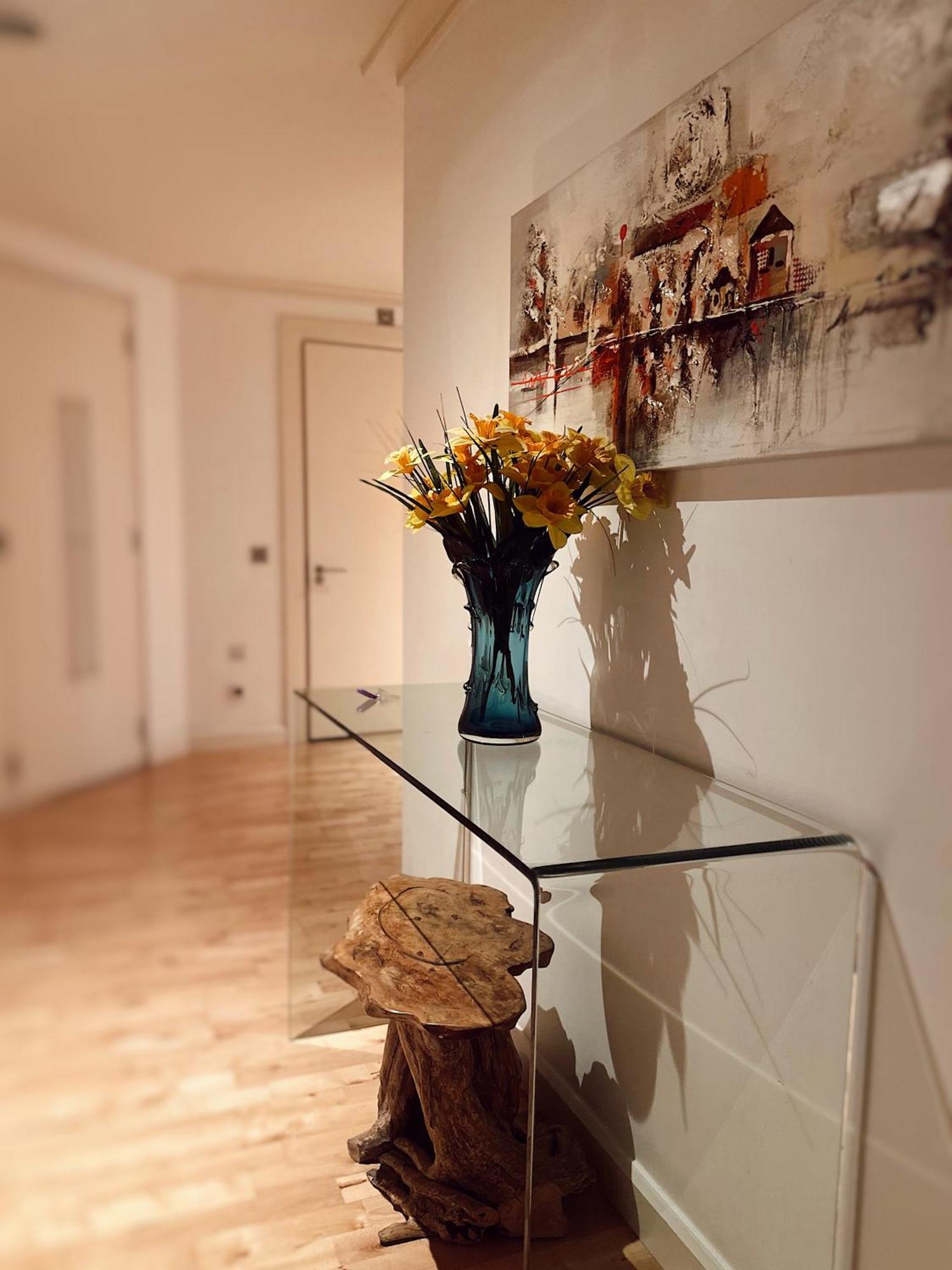 Modern 2bed-2bath Apartment