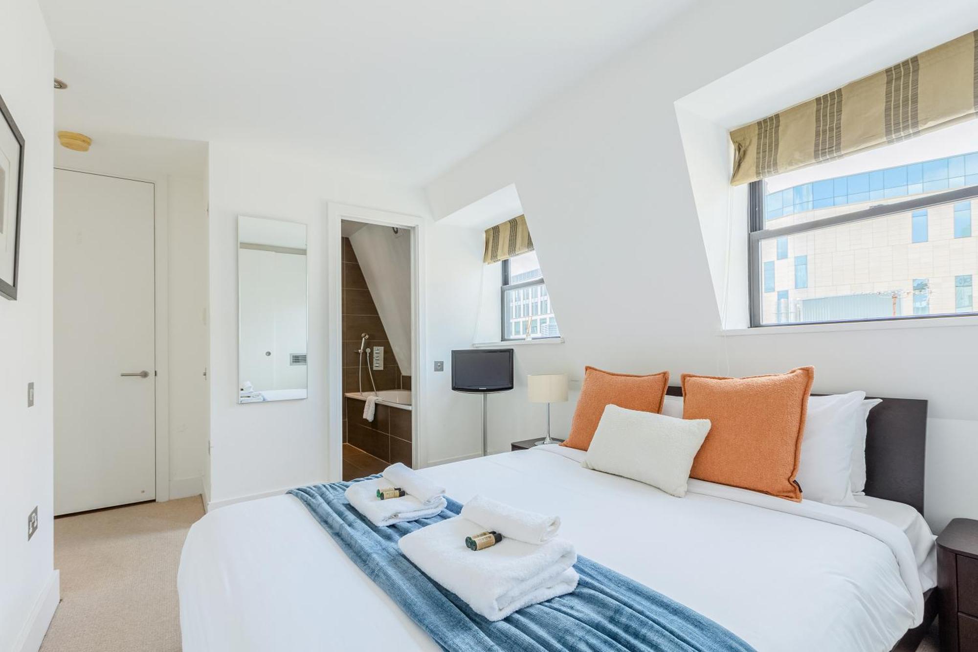 Stunning Serviced Apartments, Steps From Monument Station Apartamento