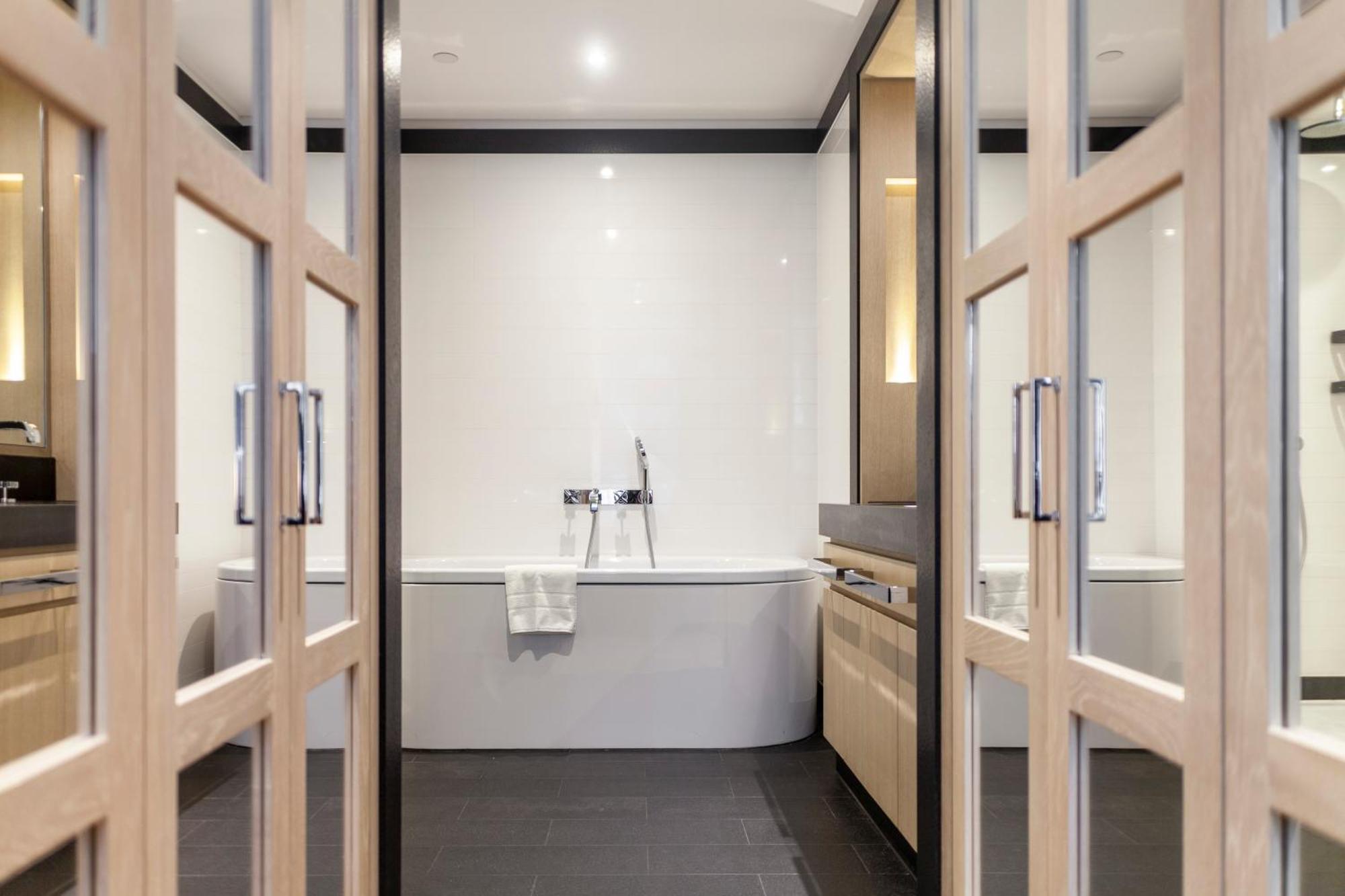 Gorgeous 2bdr Apartment, Communal Garden *