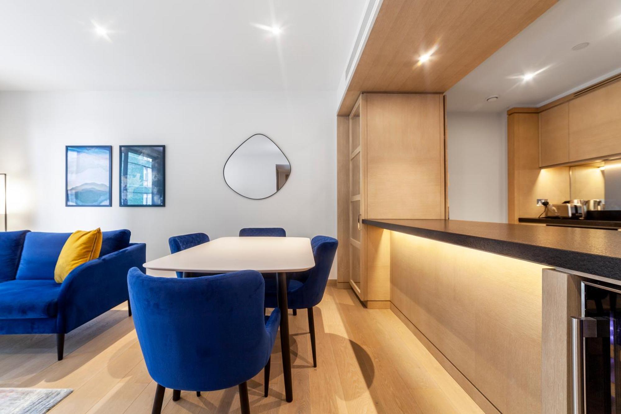 Gorgeous 2bdr Apartment, Communal Garden Apartment