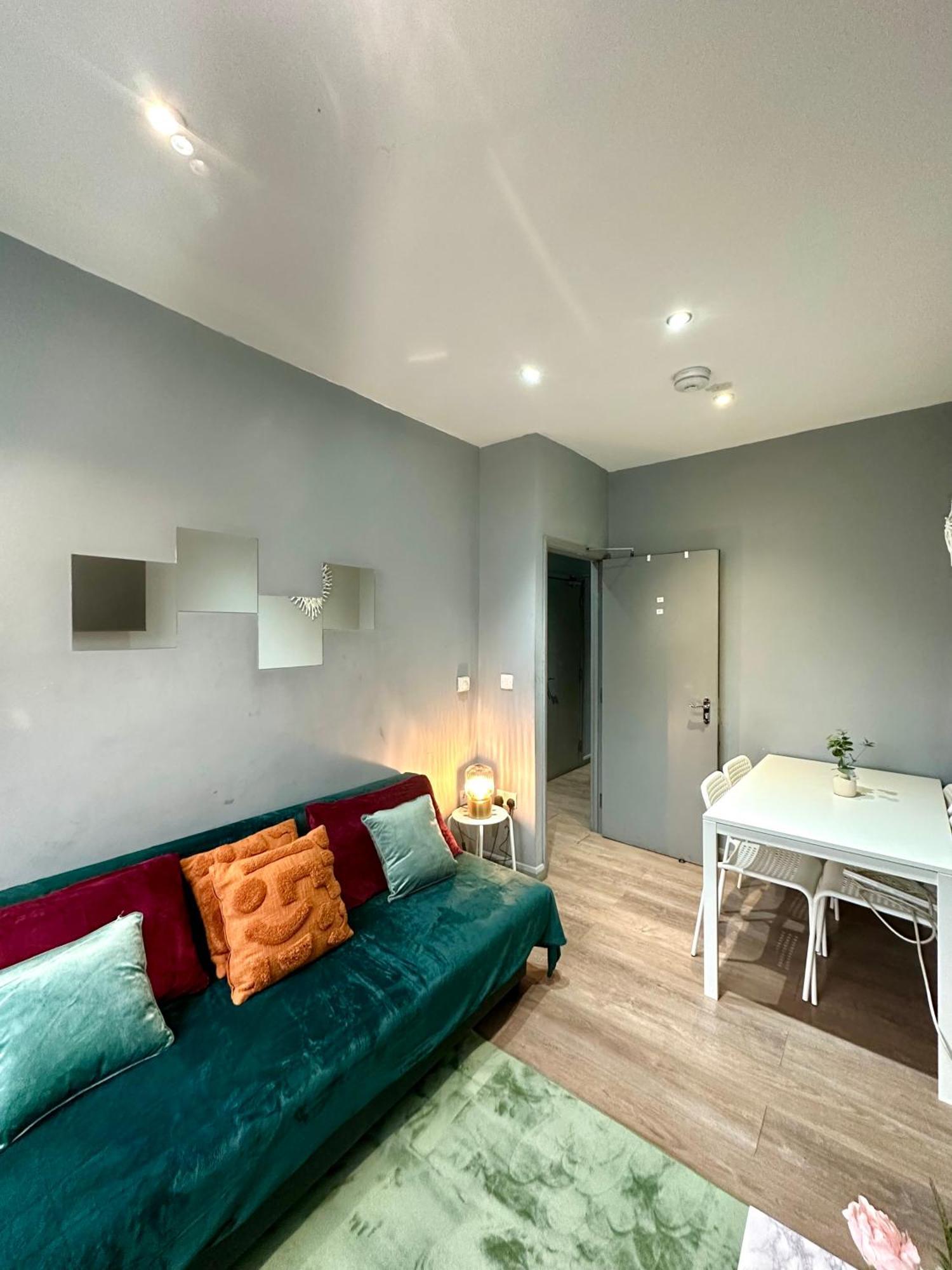 Spacious 3 Bedroom Flat In Kings Cross, St 159 Apartamento