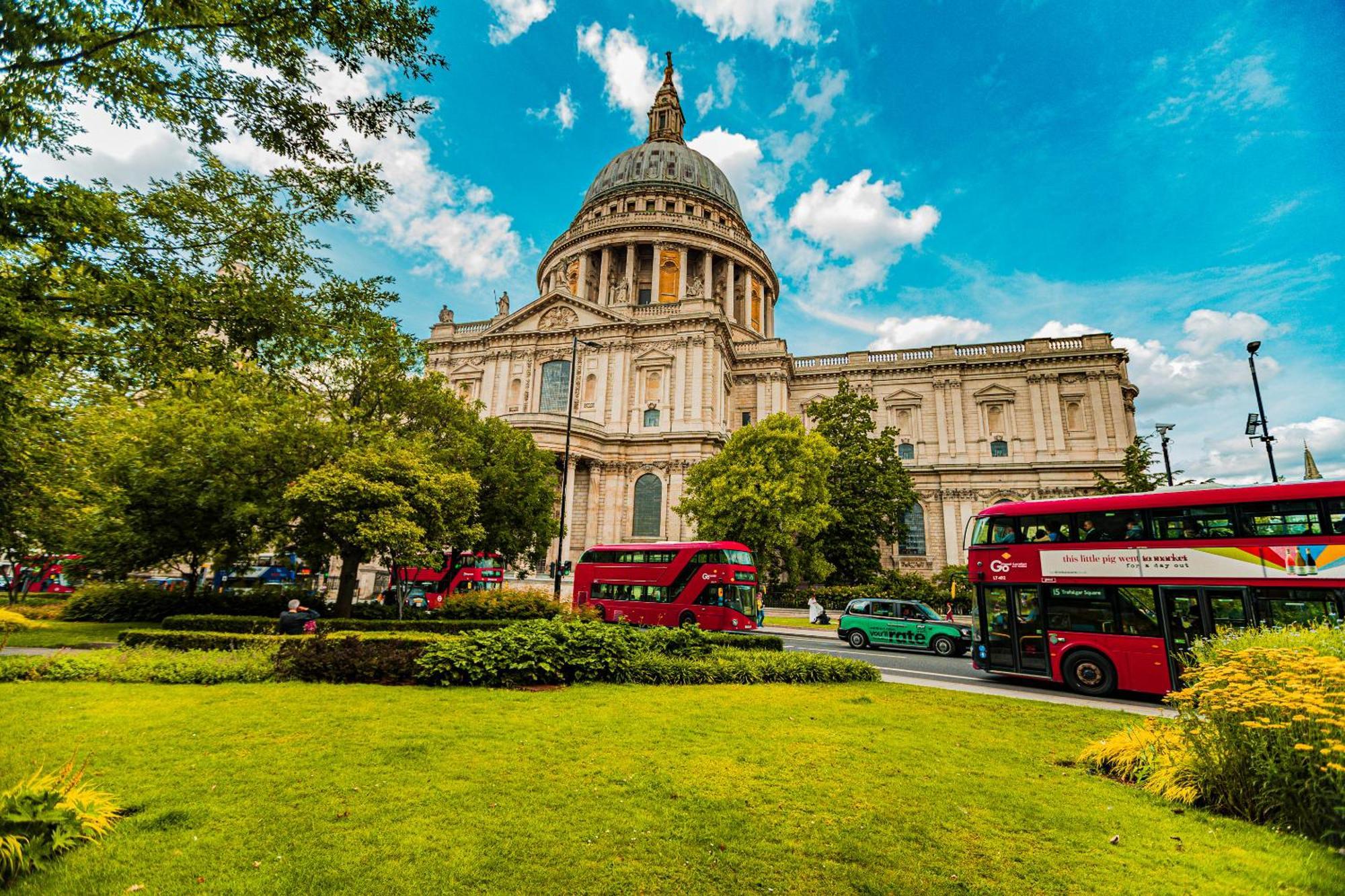 Central Serviced 3 Minutes From Blackfriars Station