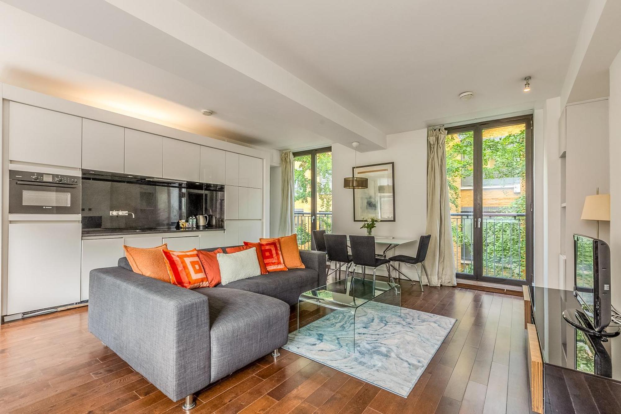 Central Serviced 3 Minutes From Blackfriars Station Apartment London