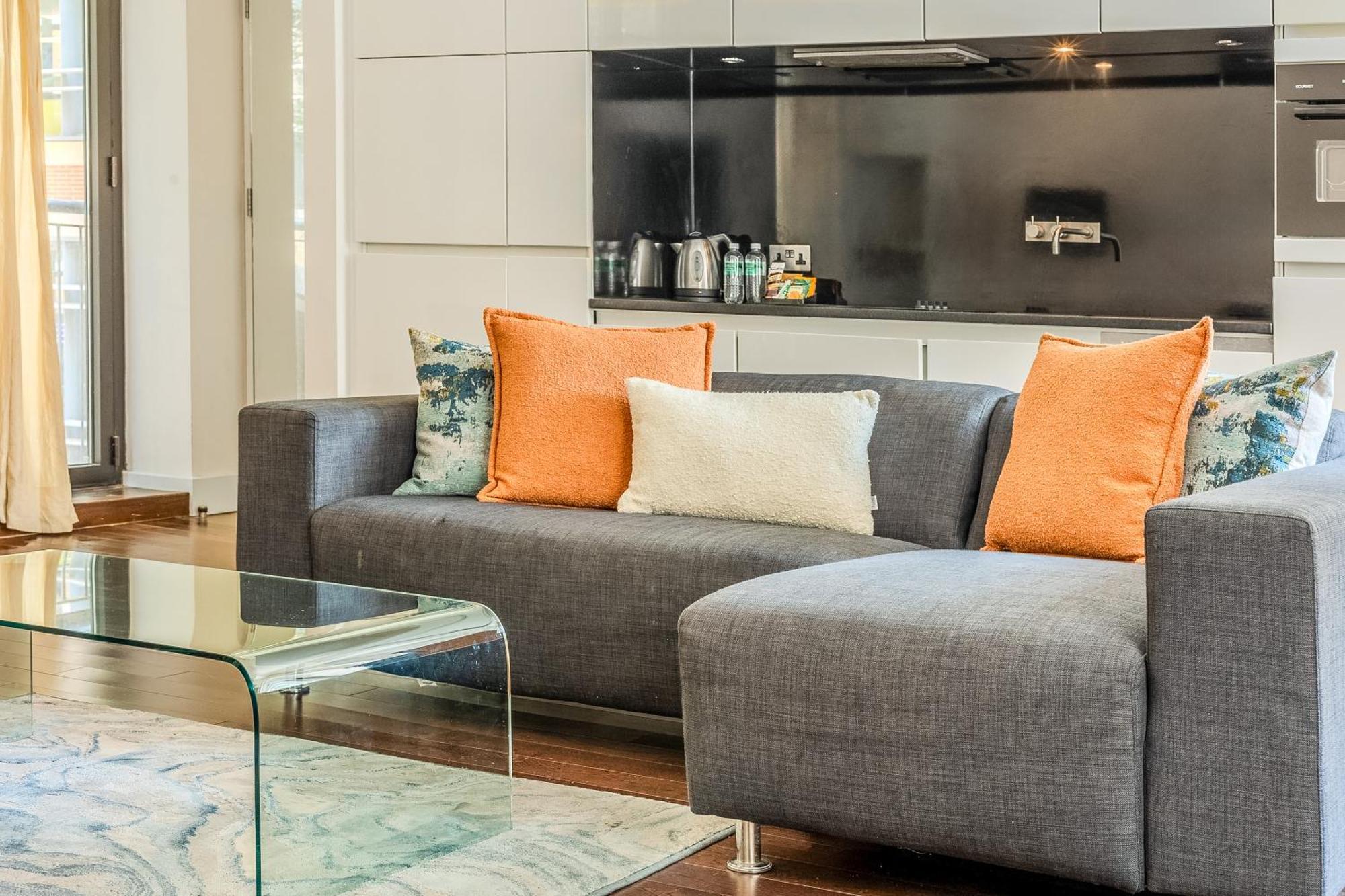 Central Serviced 3 Minutes From Blackfriars Station * London