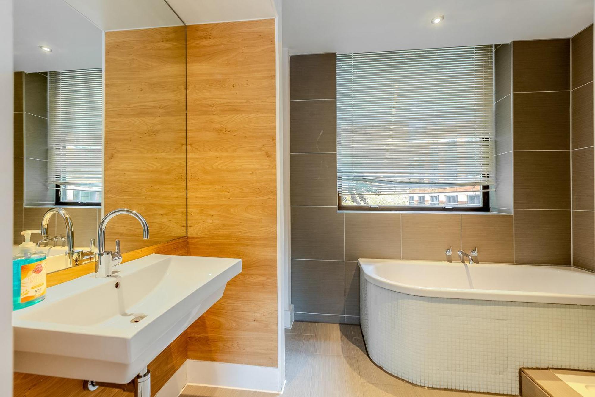Apartment Central Serviced 3 Minutes From Blackfriars Station *