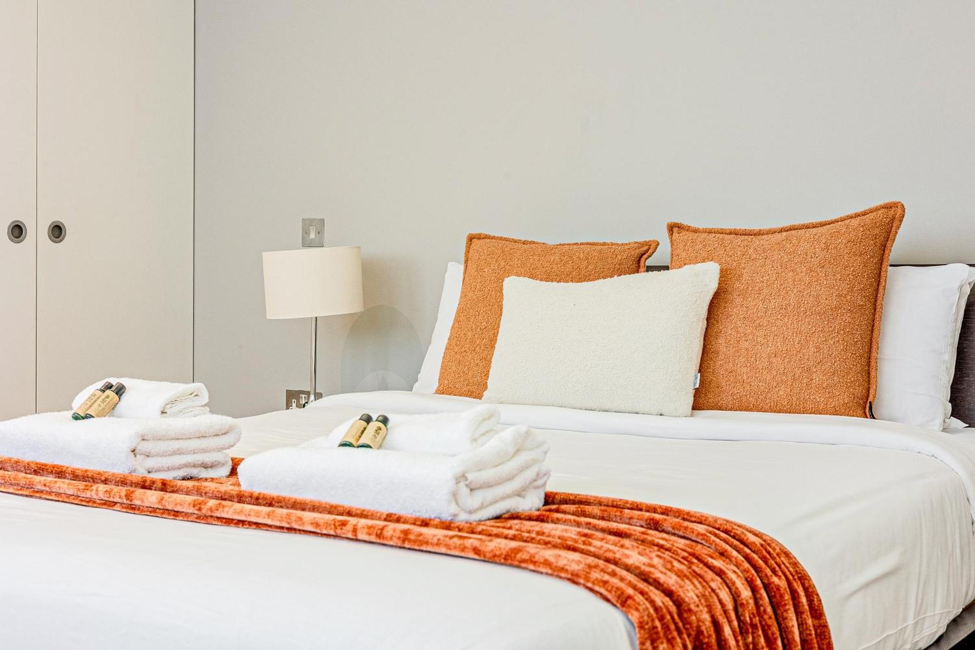 Stunning Serviced Apartments, Steps From Monument Station Apartamento *