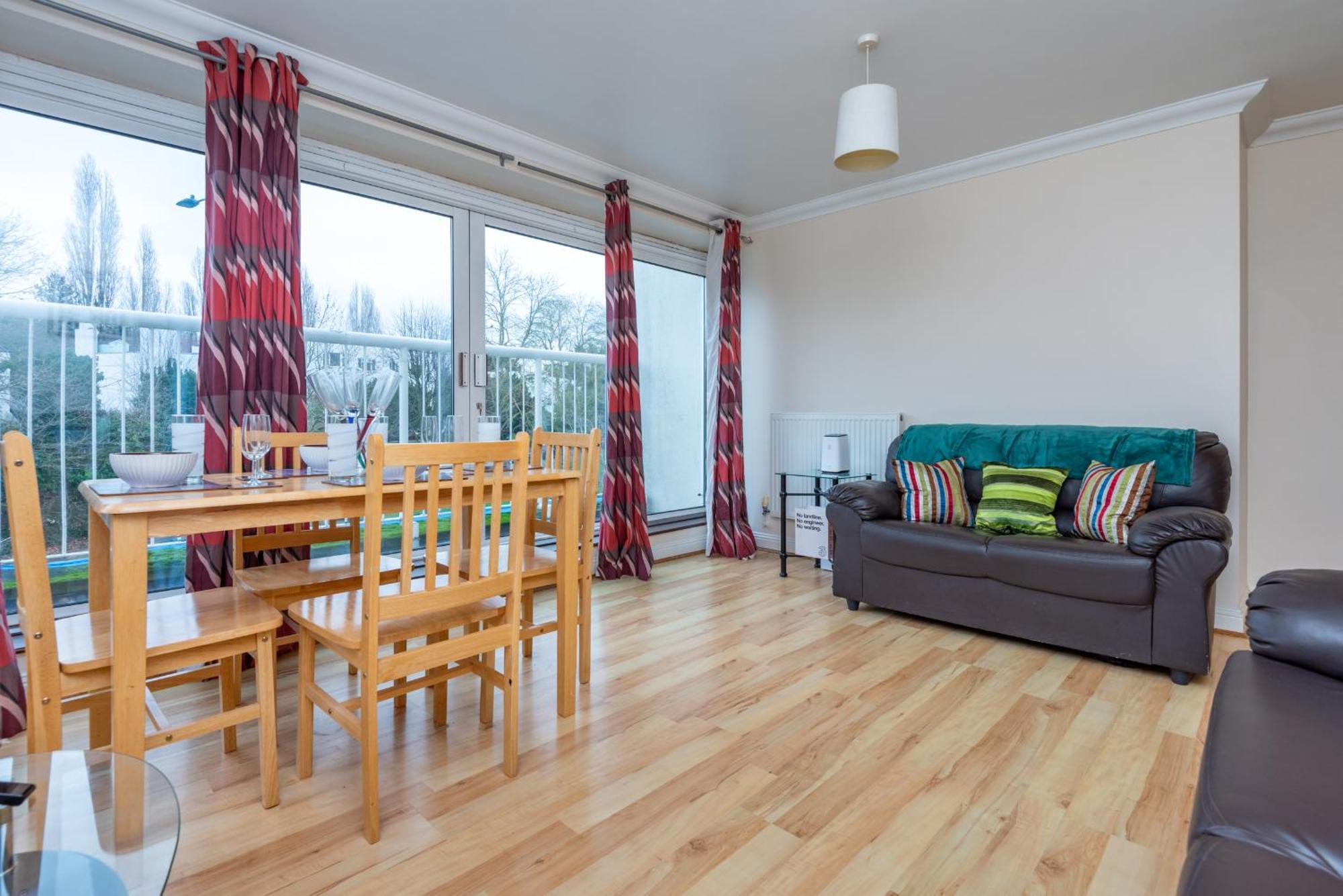 Entire Close To Wembley Stadium London