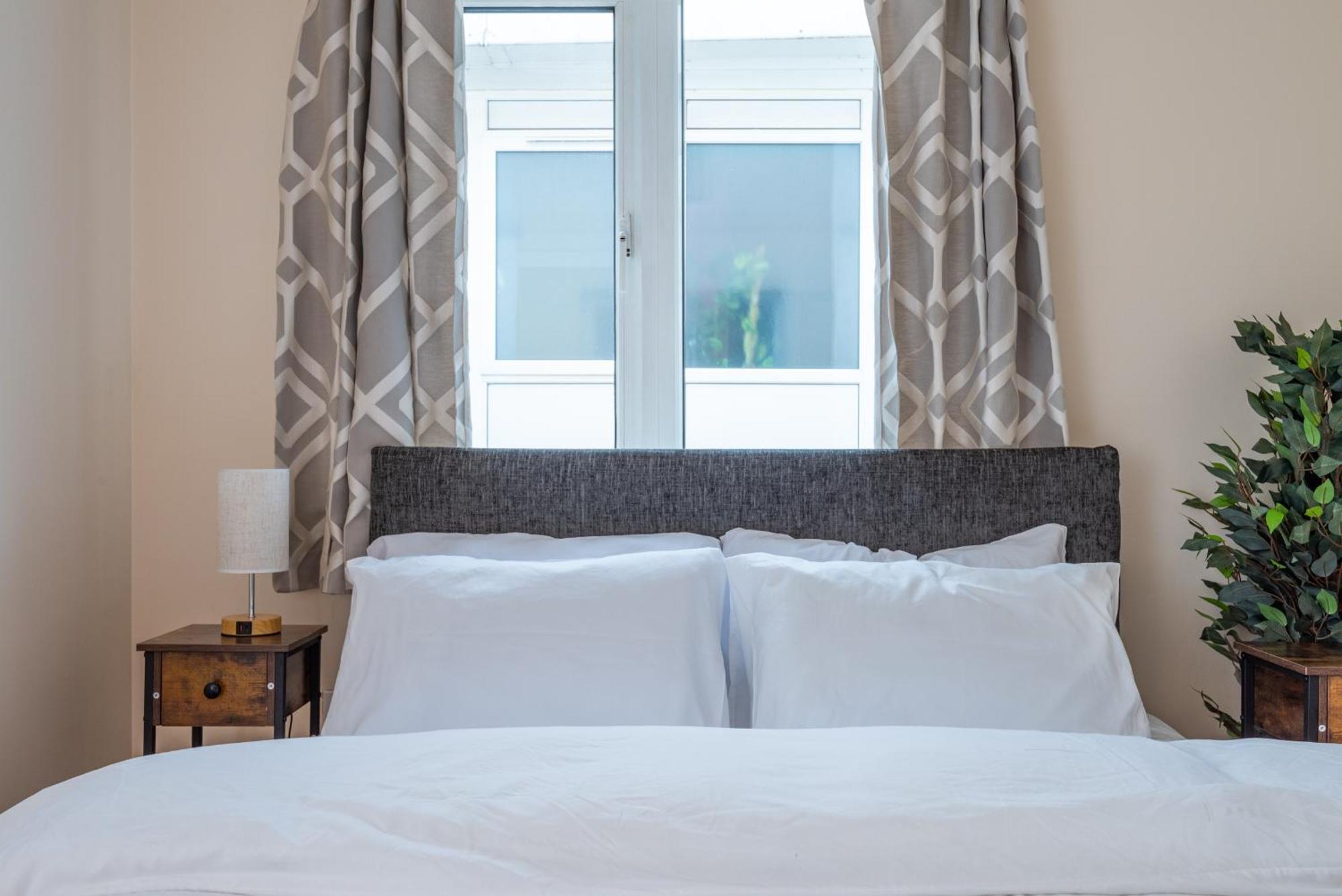 Entire Close To Wembley Stadium London