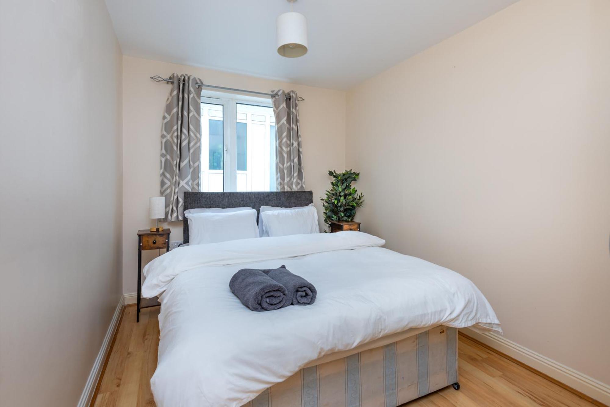 Apartment Entire Close To Wembley Stadium