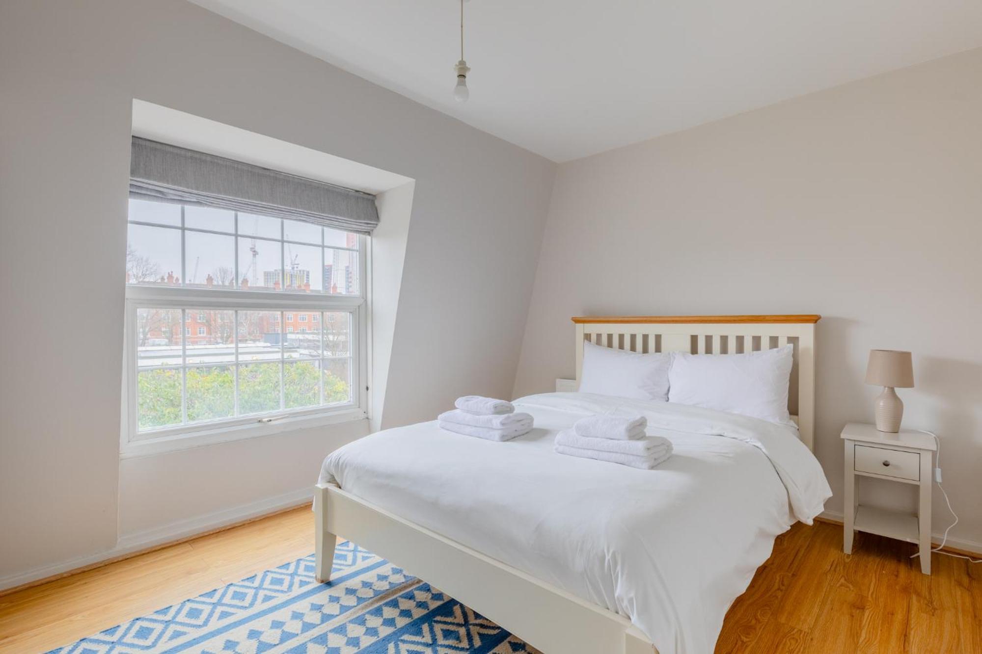 Apartment Cosy 4bd Flat In Stockwell With Private Patio London