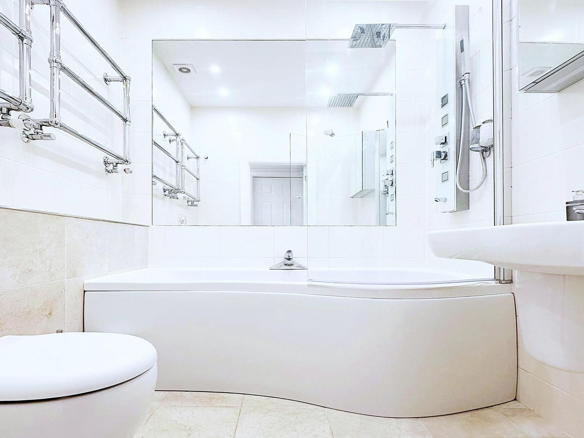 Eden Luxury * London