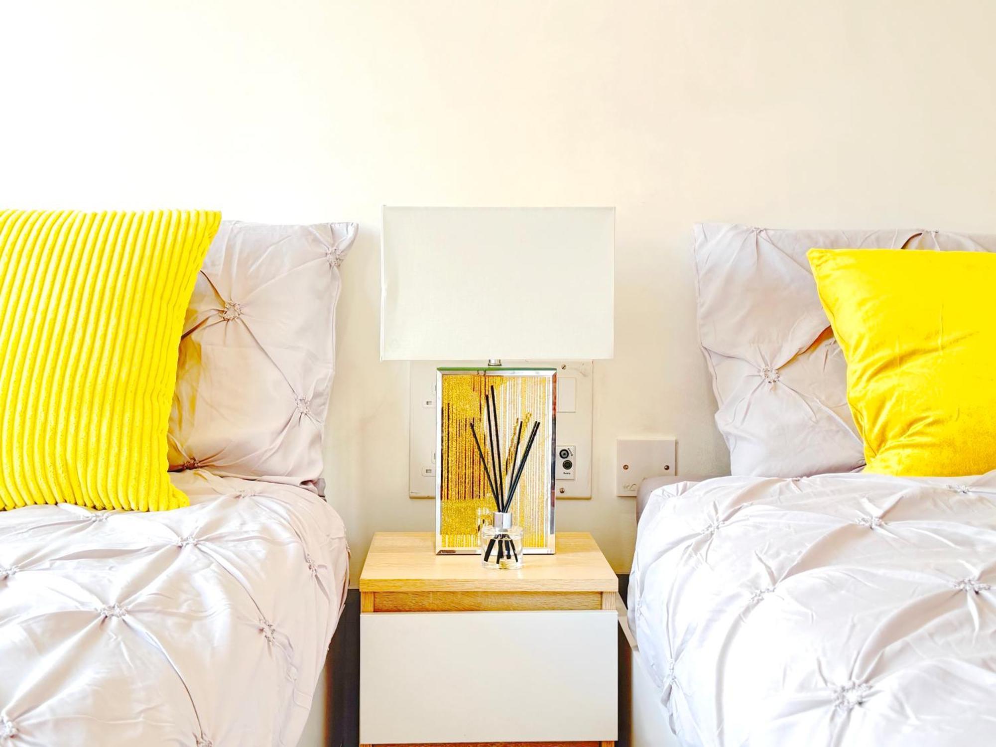 Apartment New Large 4 Bedroom & 3 Bathroom Flat Near Angel Station In Zone 1 For Max 13 Guests *