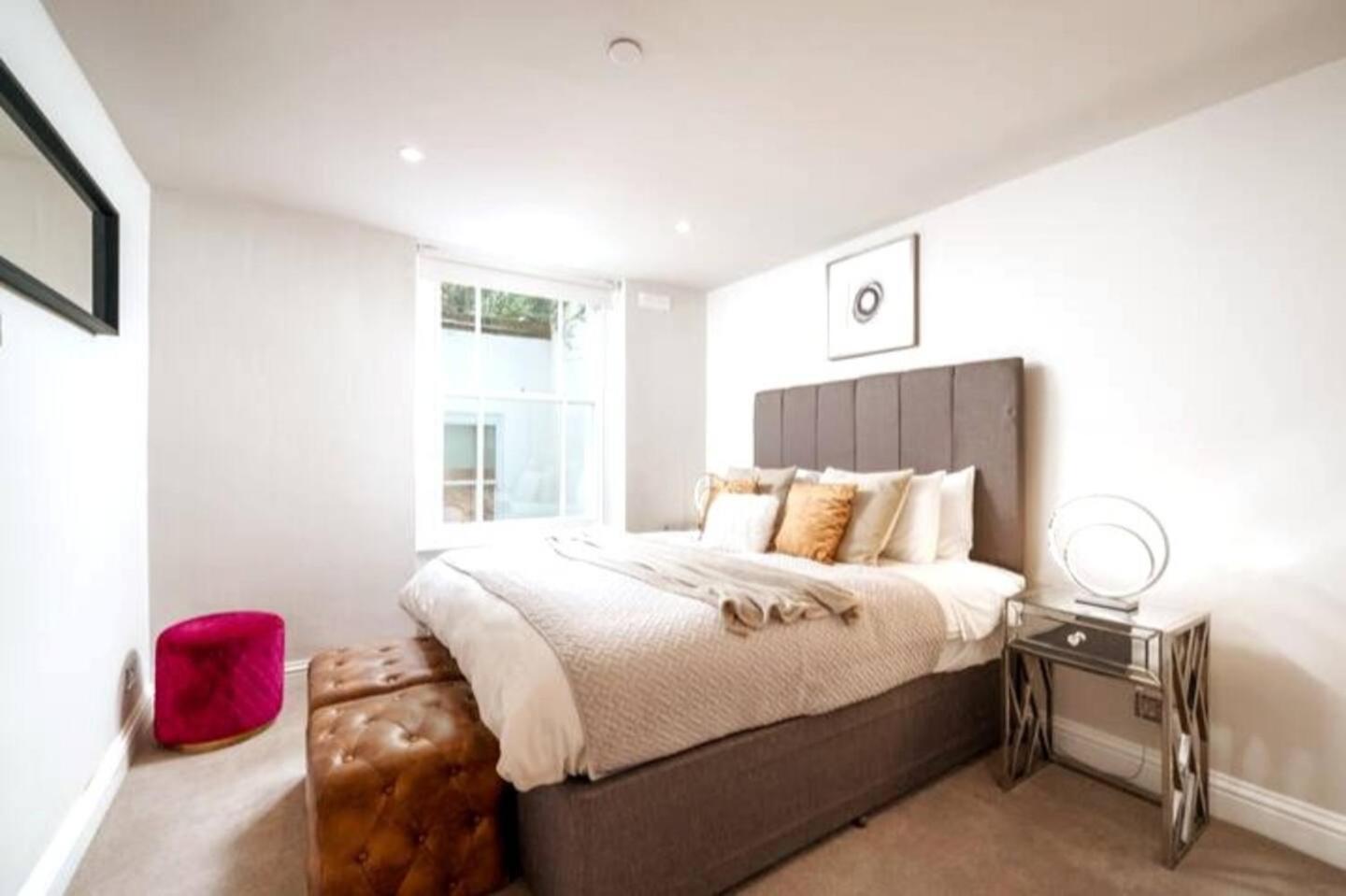 Niru Experience Jewel Of Ifield Road