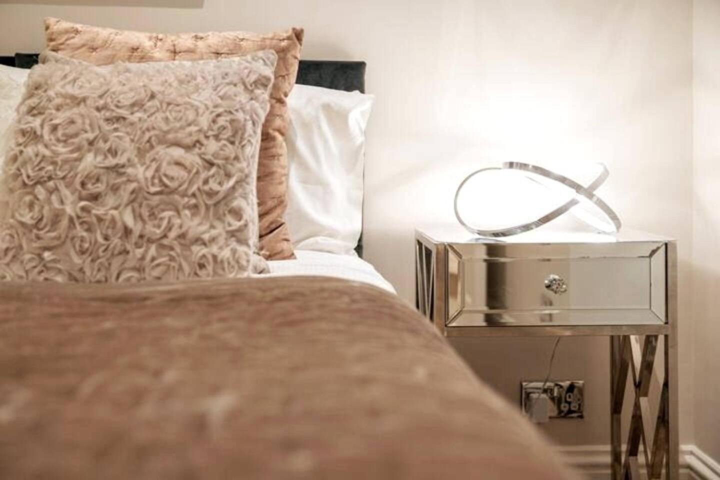 Niru Experience Jewel Of Ifield Road Apartment *