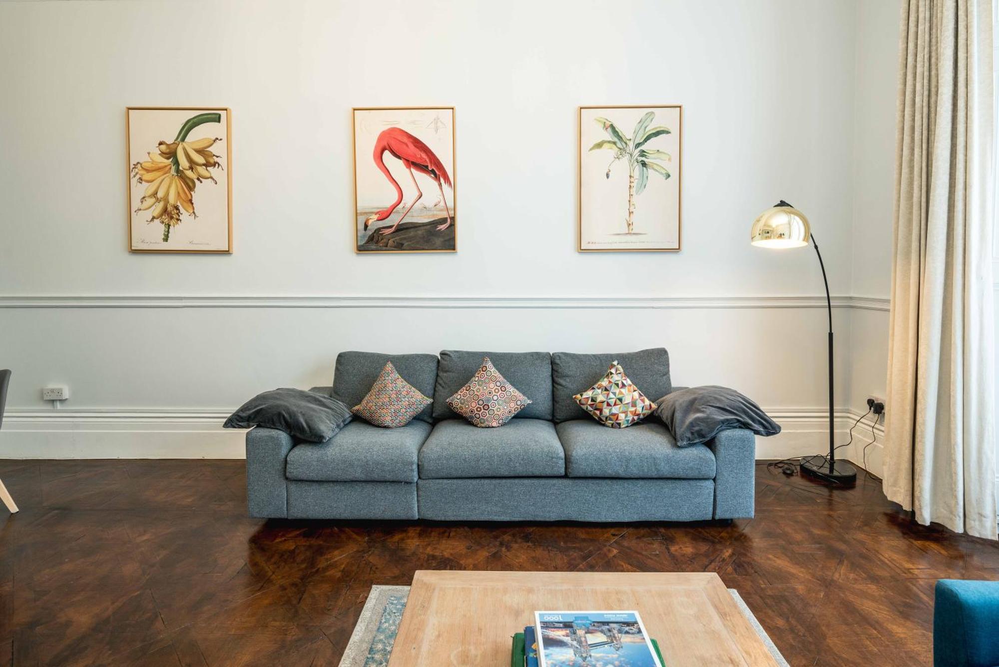 Apartment Southken Palace London