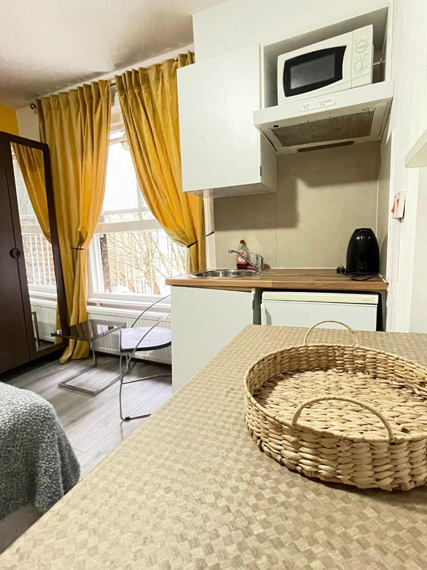 Impeccable In South Kensington * Londres
