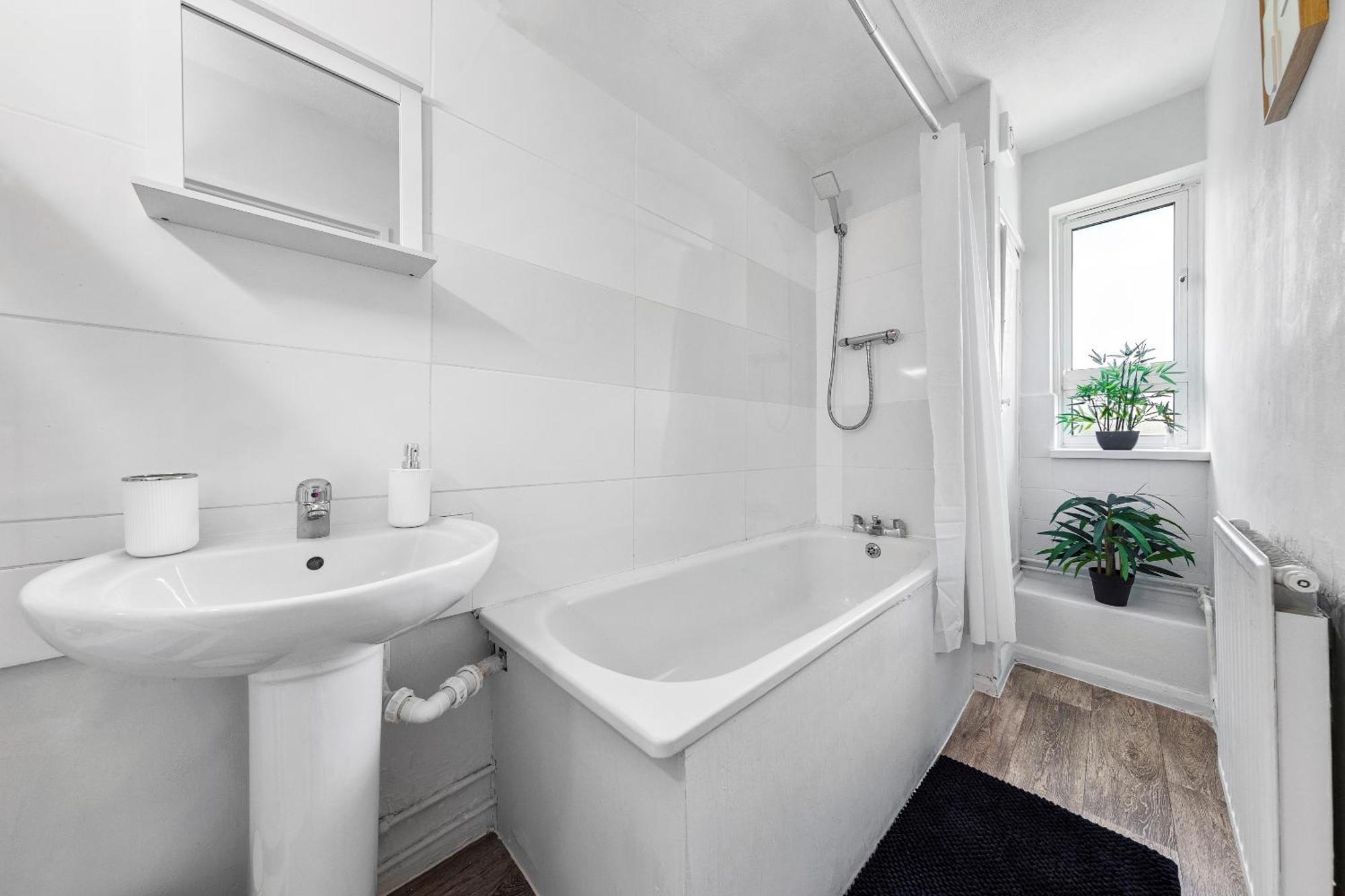 Brixton Fbs Hub, Coziest In Town * London