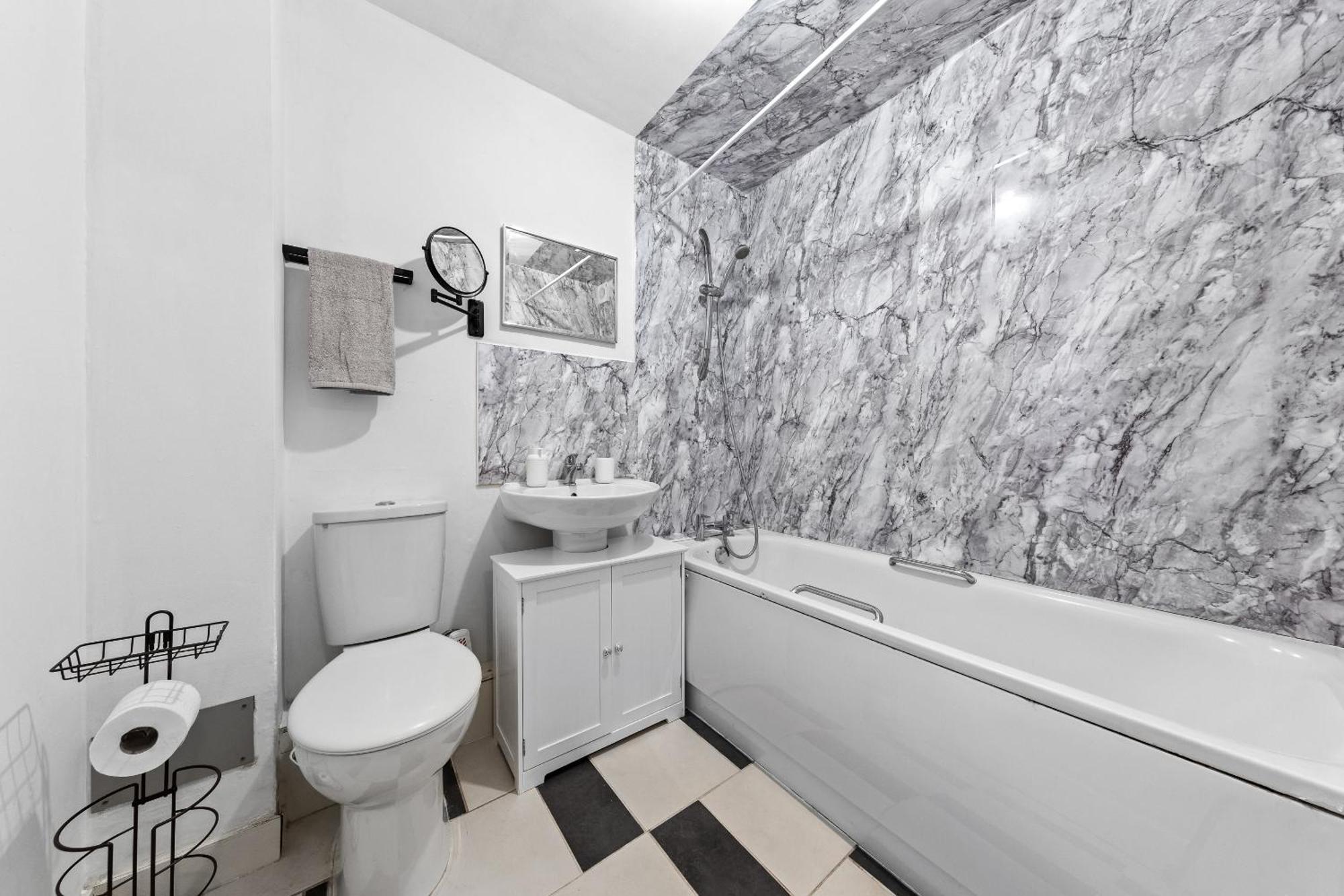 Apartamento Centre Fbs Spacious Flat
