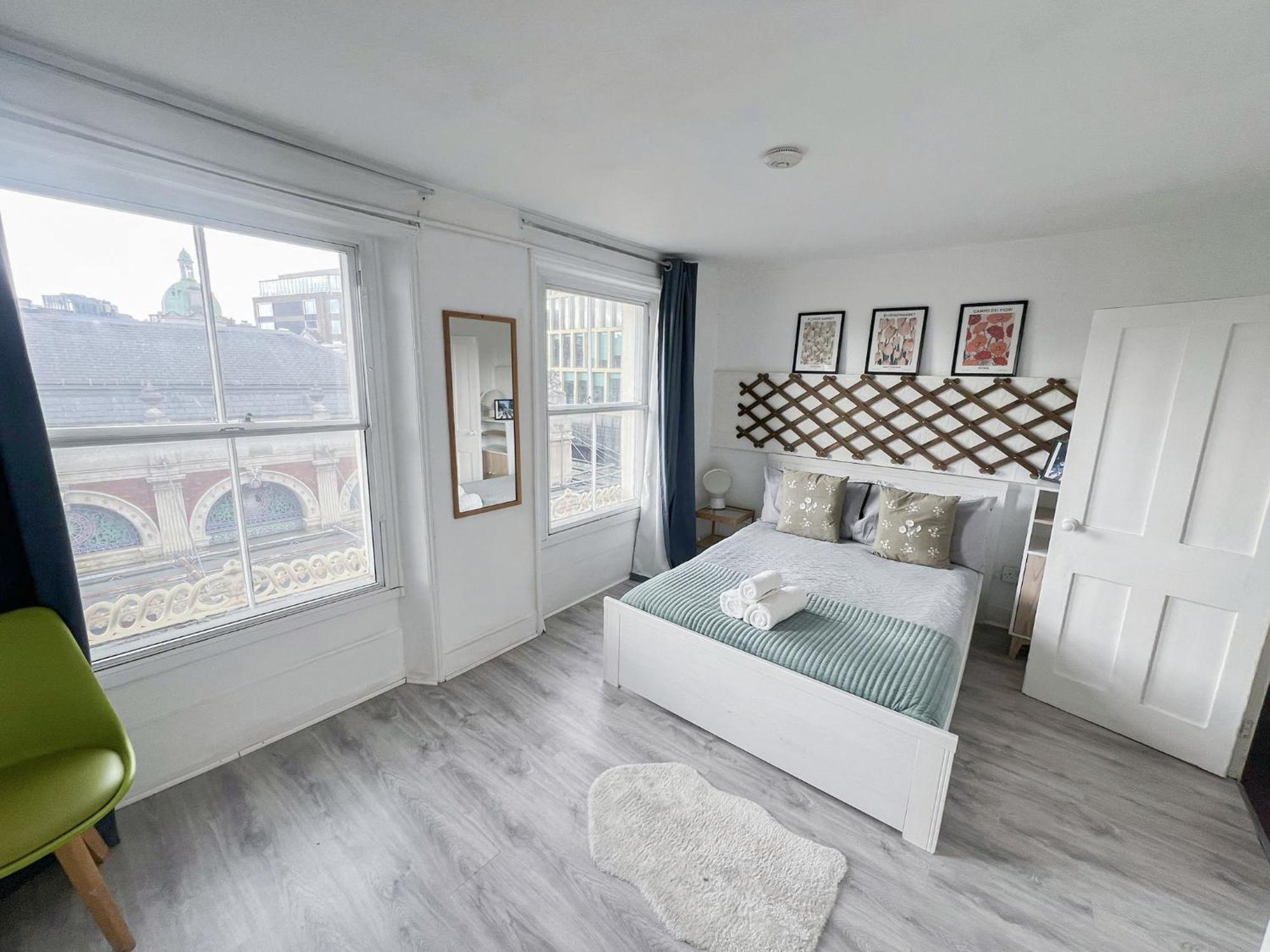 Holiday home Chic 2-bedroom Flat In Farringdon Barbican Centre London