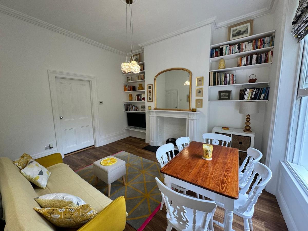 Exceptionally Large Newly-refurbished 1-bed Flat In Hither *