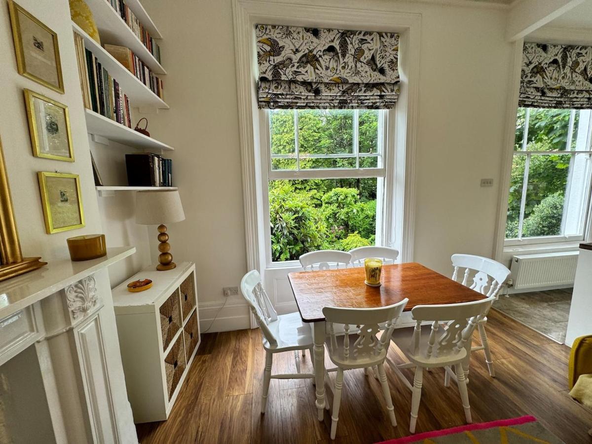 Exceptionally Large Newly-refurbished 1-bed Flat In Hither Apartment