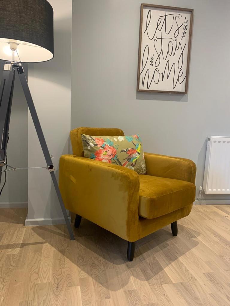 Victoria Park Two-bedroom By Novarooms Apartment