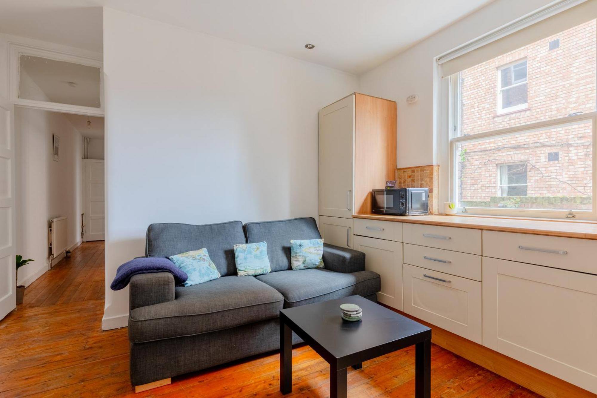 Apartment Spacious 3bd Flat W Garden Near Clapham Common London