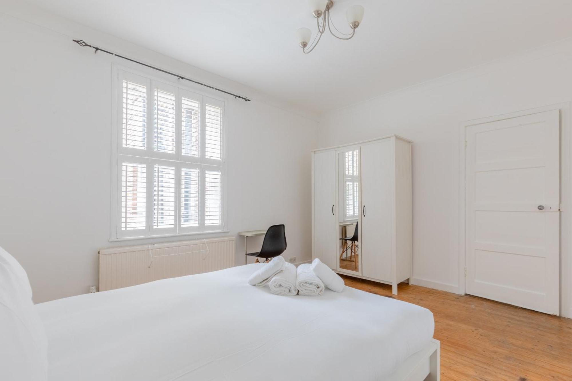 Spacious 3bd Flat W Garden Near Clapham Common London