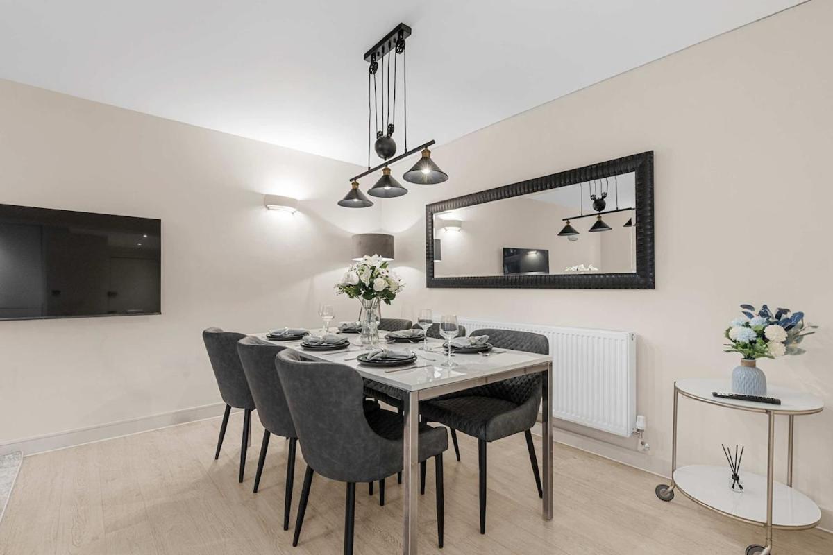 Apartment Modern Comfort In Prime Location