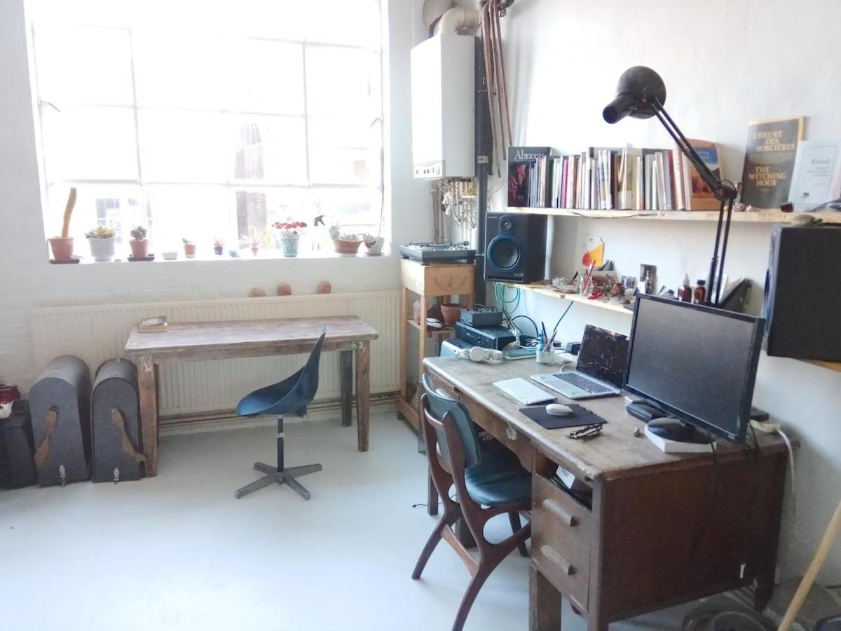 Beautiful Warehouse Flat In Apartment
