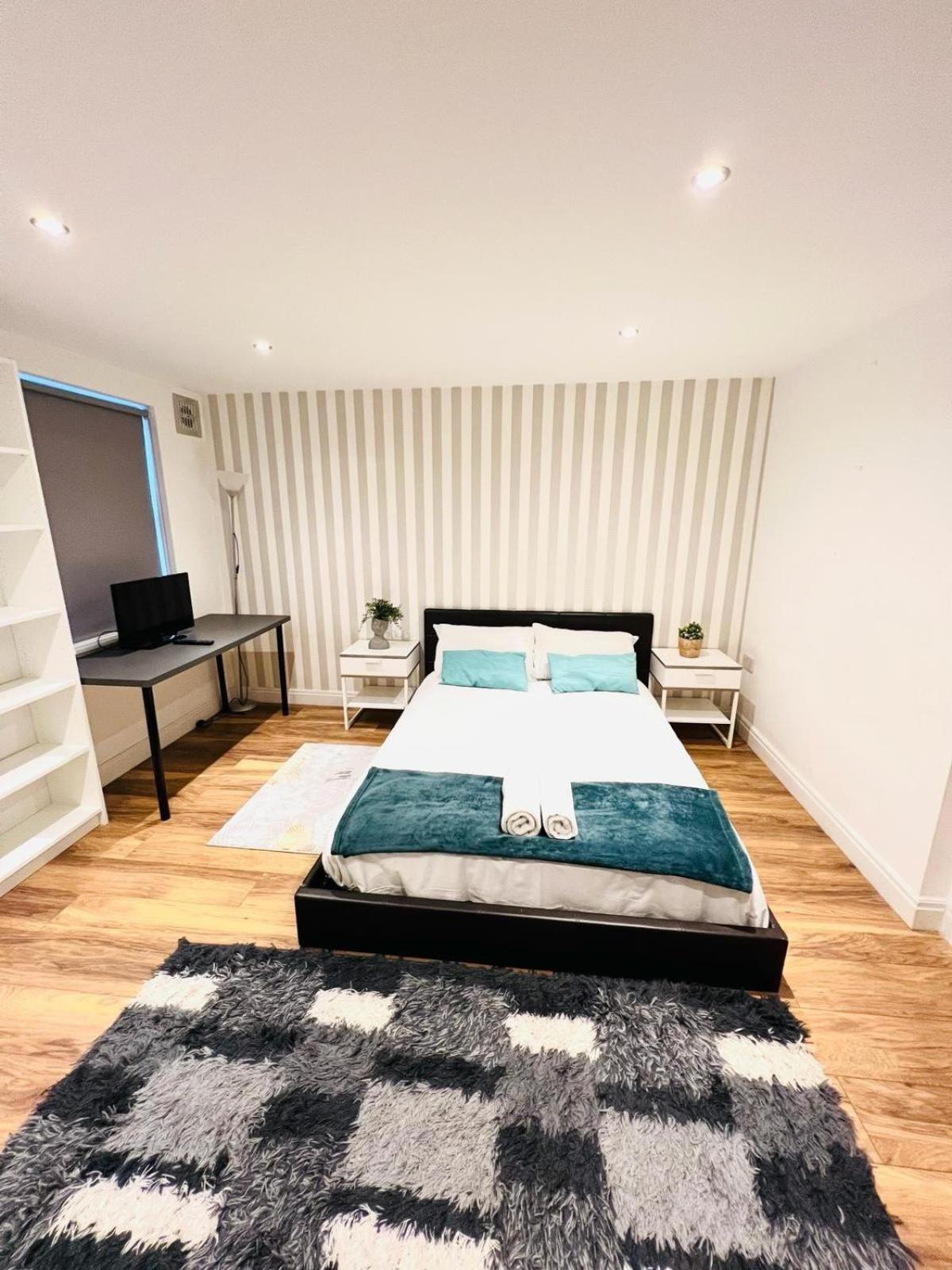 Gorgeous Flat In