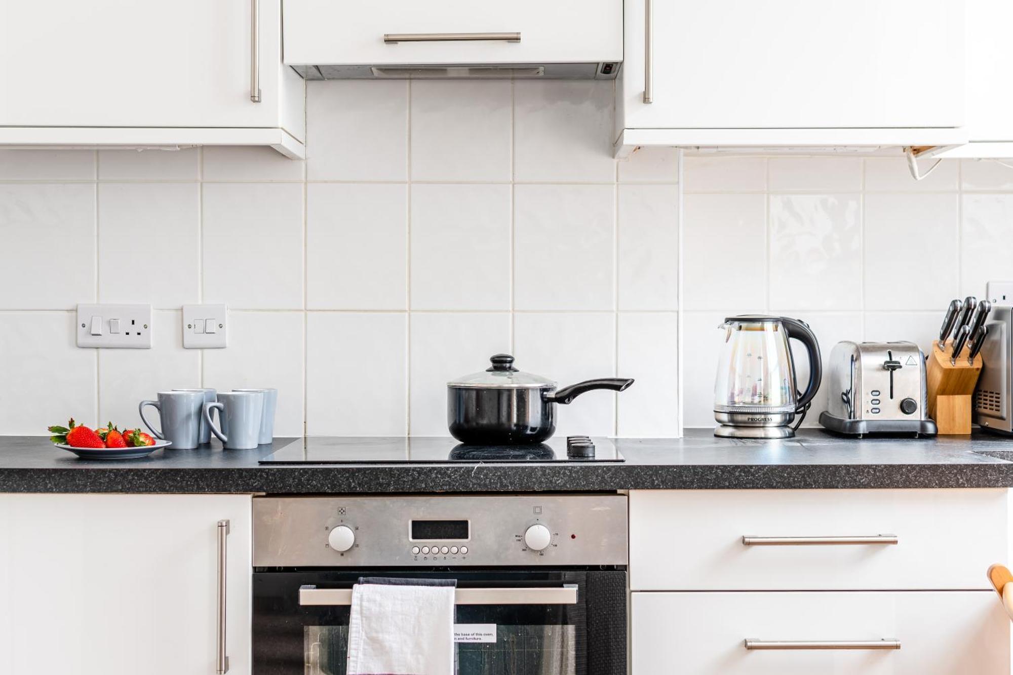Charming 1 Bed By Uk