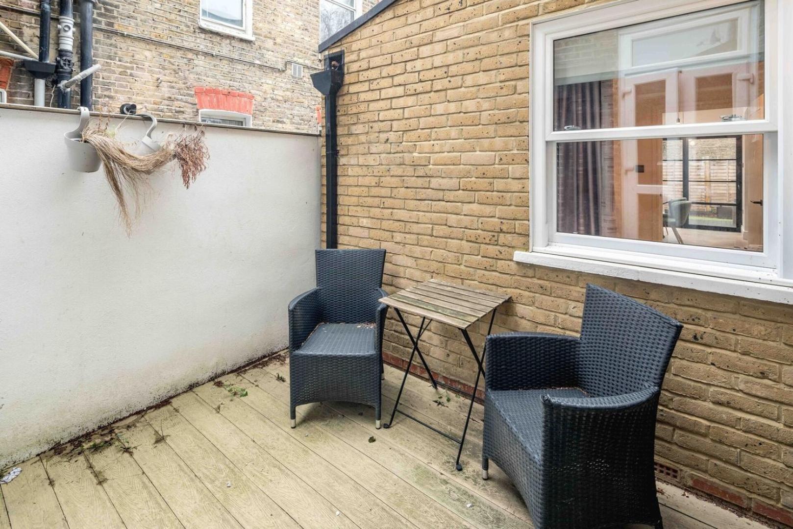 Stylish 3b Fulham Flat W/garden Near Thames & Tube Holiday home *