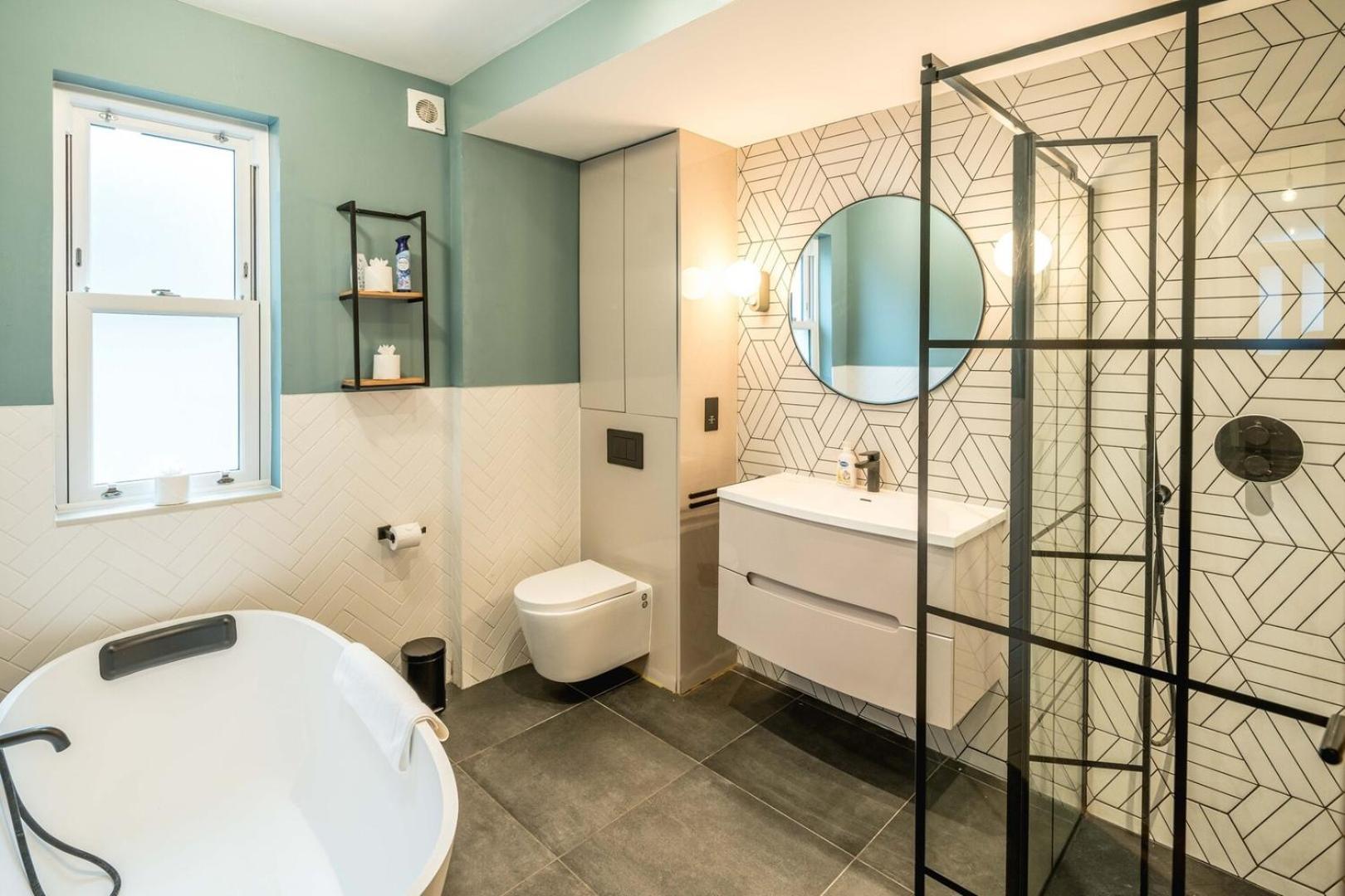 Stylish 3b Fulham Flat W/garden Near Thames & Tube