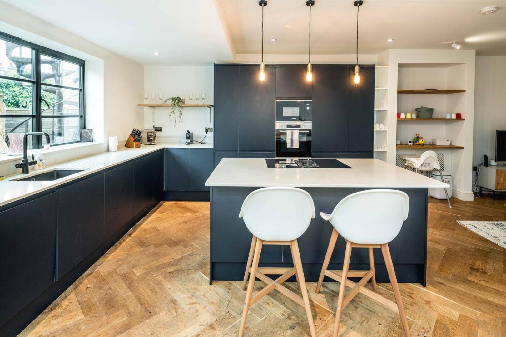 Stylish 3b Fulham Flat W/garden Near Thames & Tube