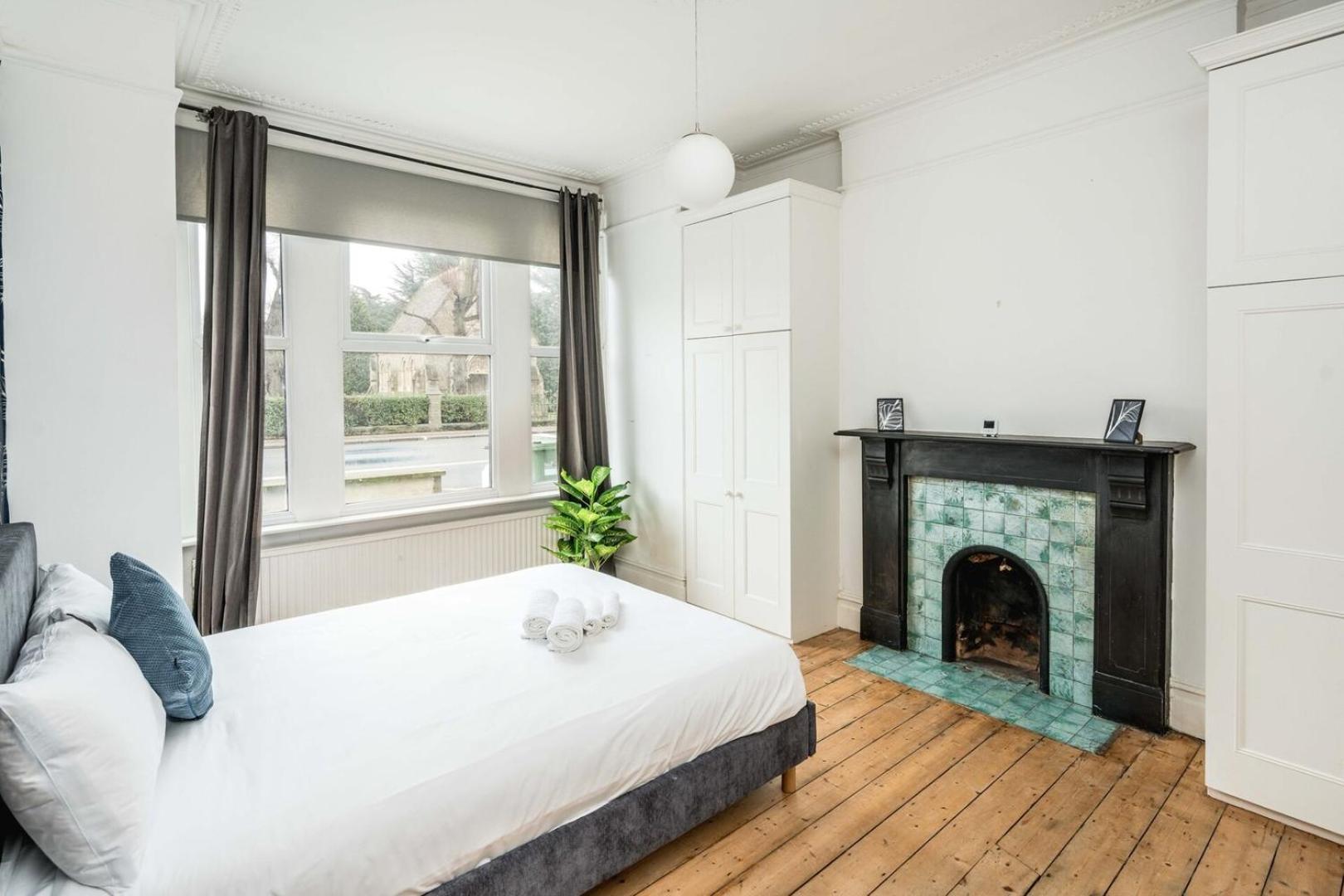 Stylish 3b Fulham Flat W/garden Near Thames & Tube Holiday home