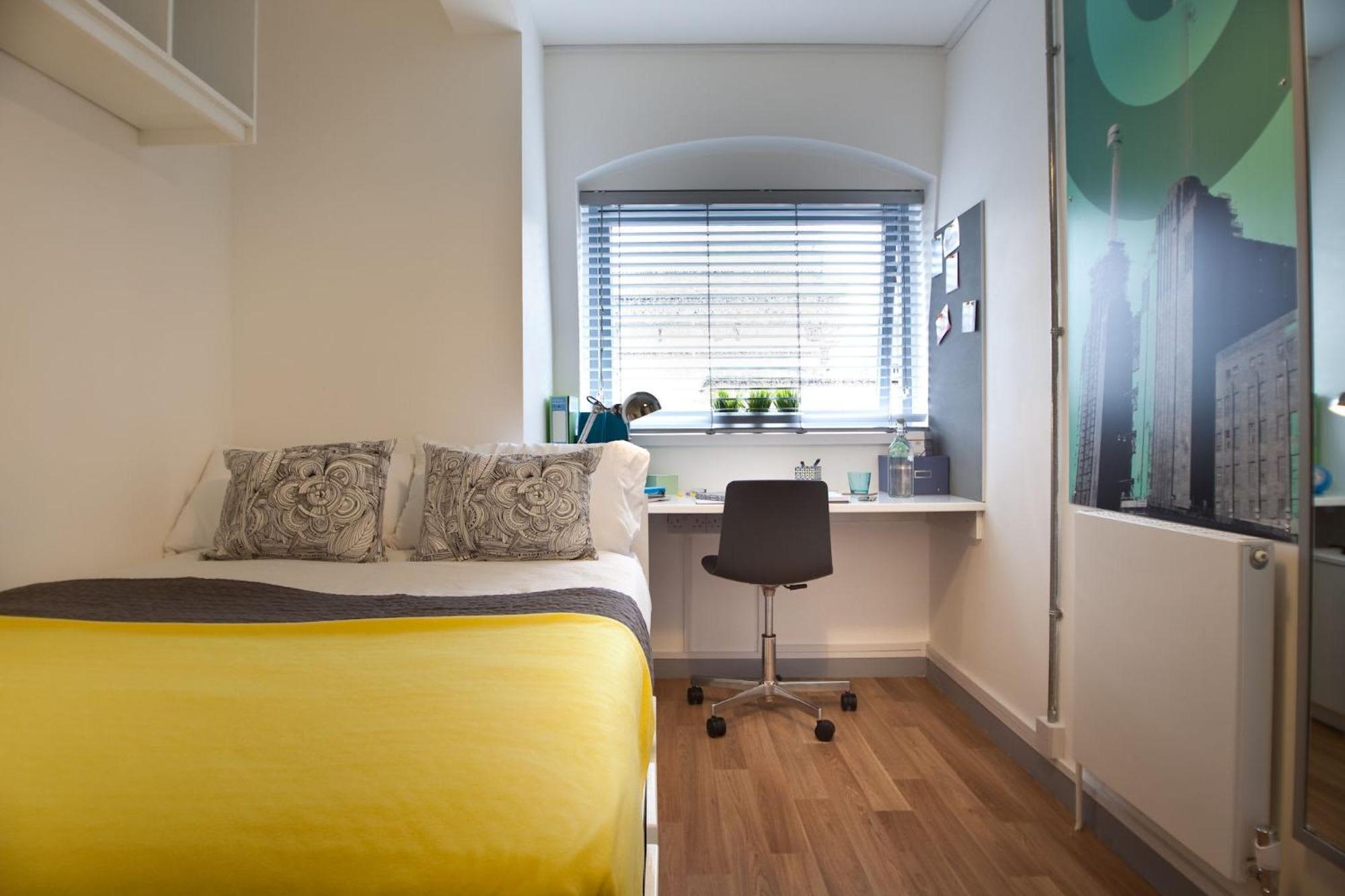 For Students Only Your Study Hub In With Stunning Amenities At Olib Apartment London