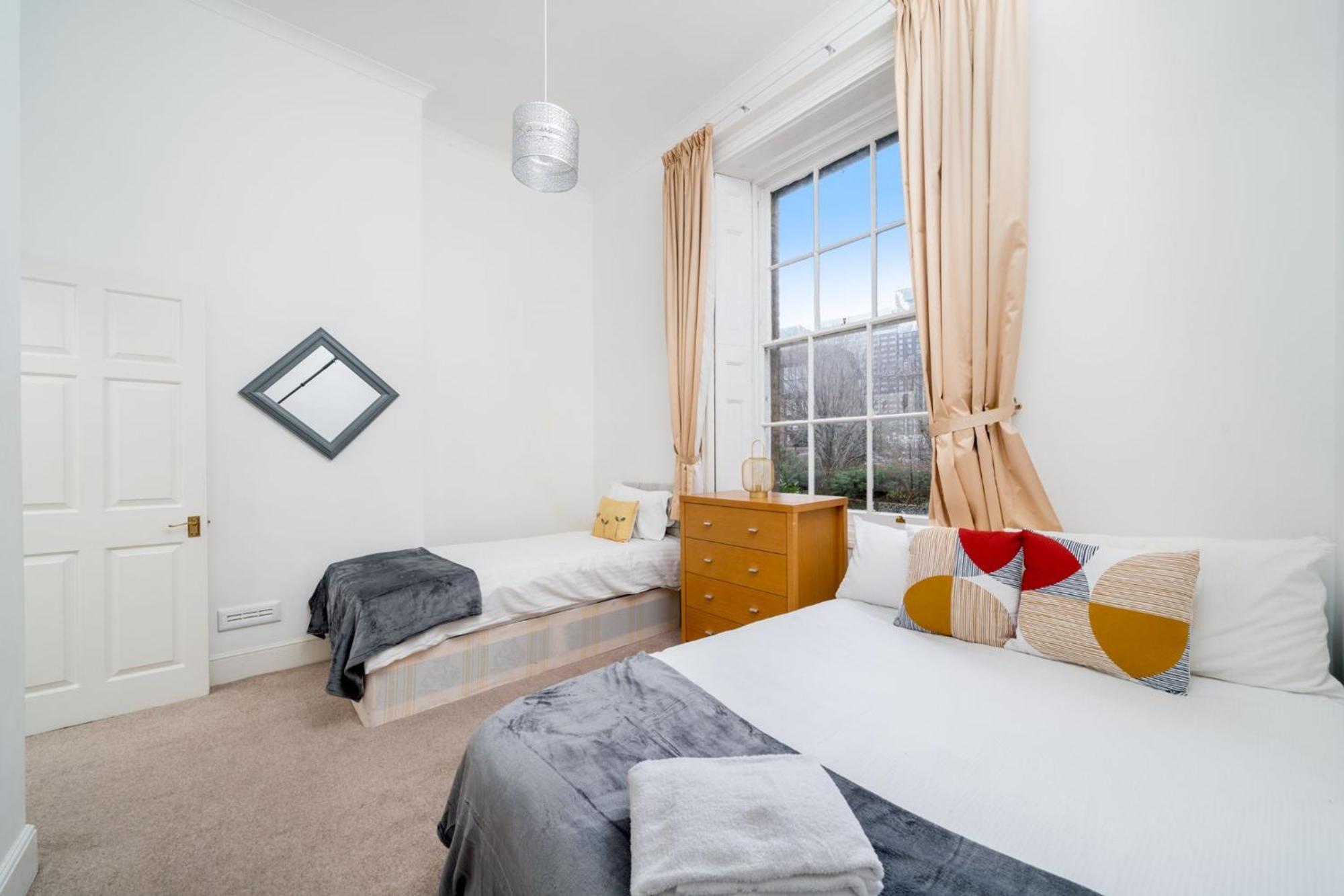 Apartment Royal By 02 Arena With Free Parking And Wi-fi London