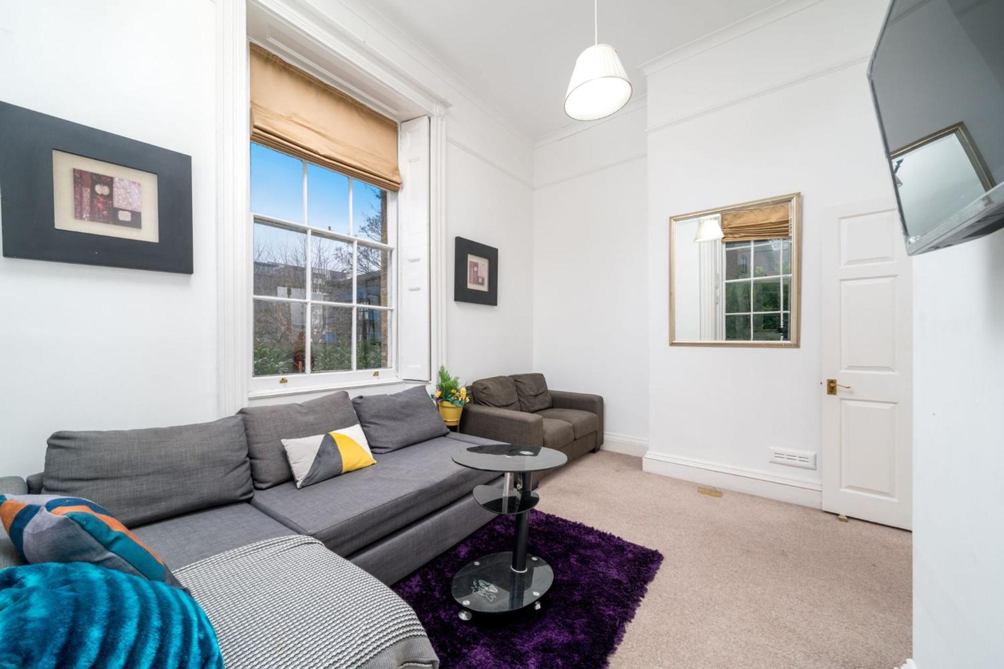 Apartment Royal By 02 Arena With Free Parking And Wi-fi