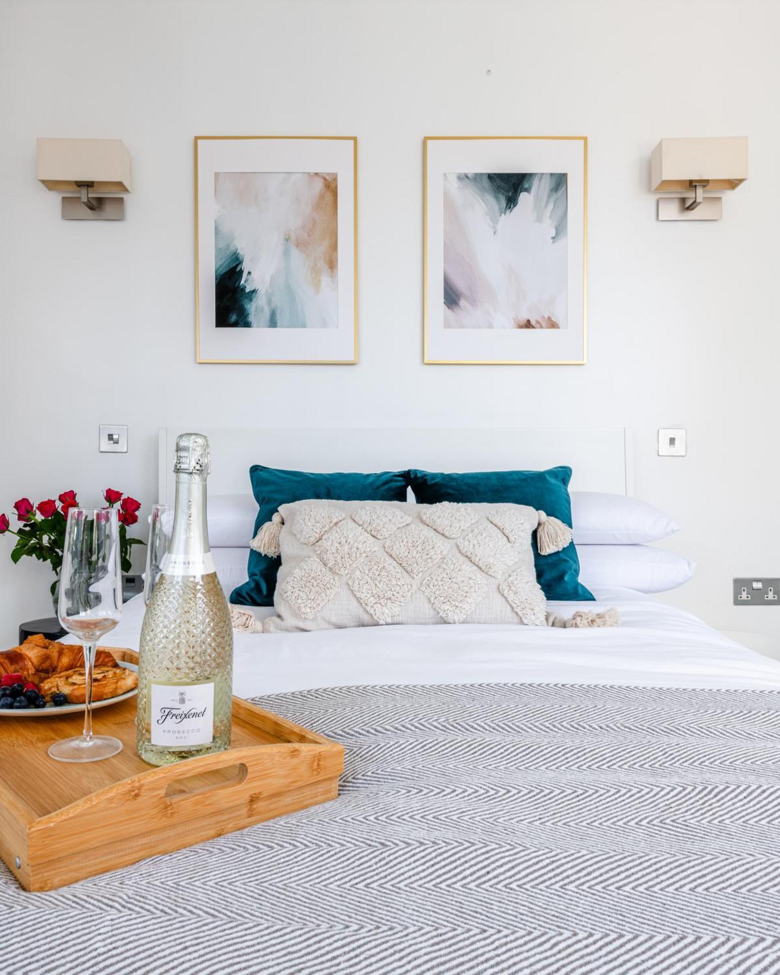 Stylish 1 Bedroom Kings Cross Ideal For 4 Guests By Uk Apartamento Londres