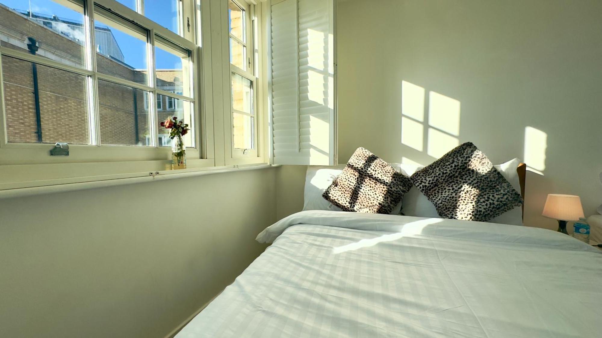Marble Arch By Aljoori Apartment