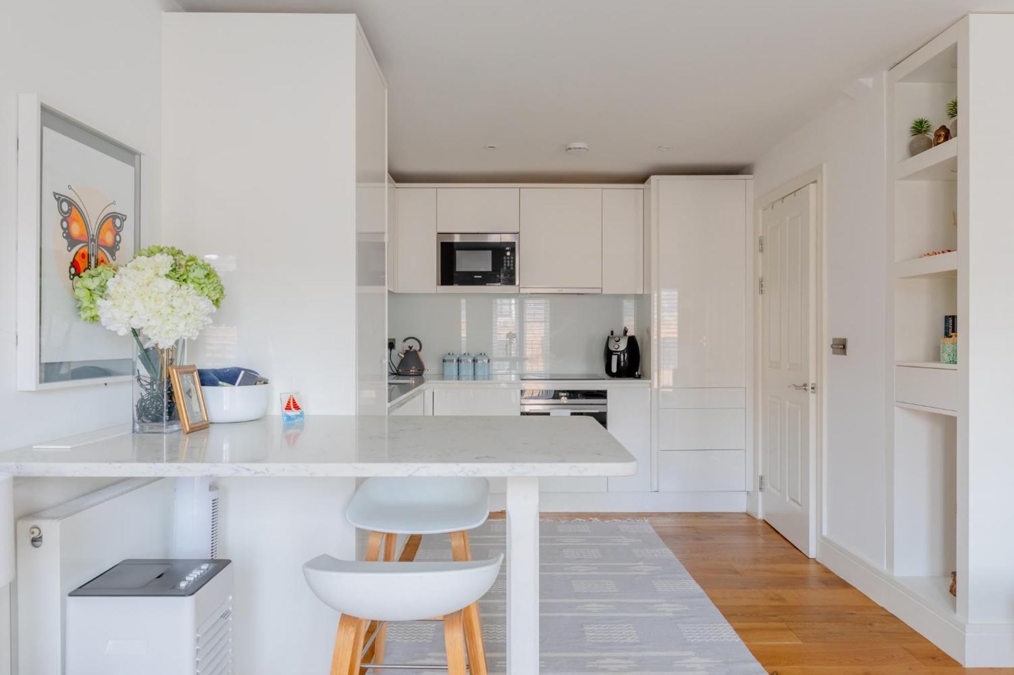 Stylishly Designed 1bd Flat By Regents Park