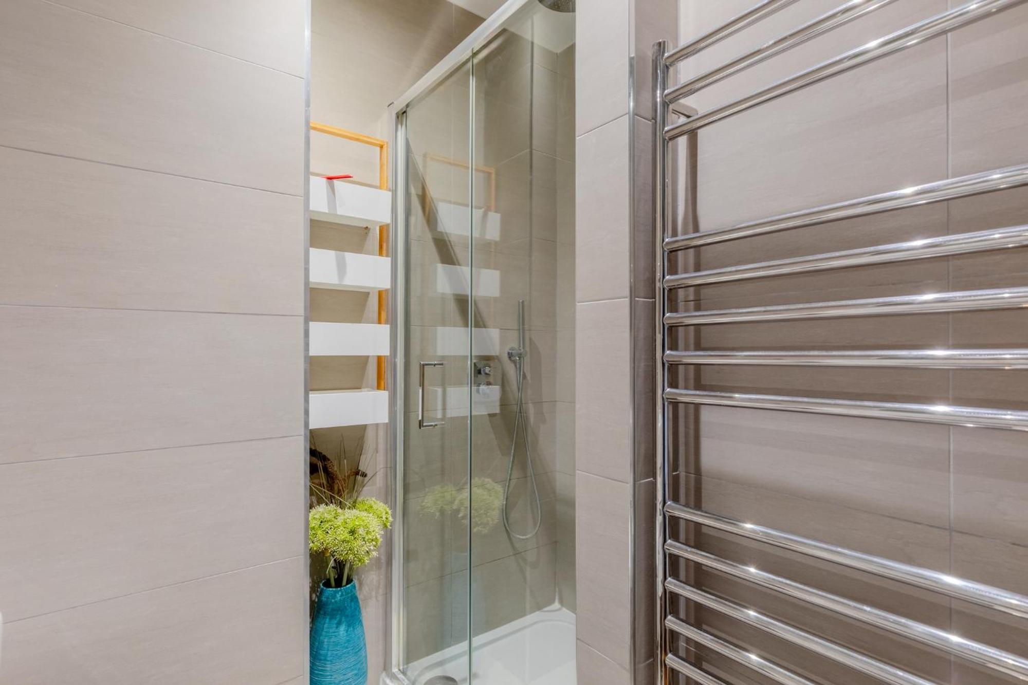 Apartment Stylishly Designed 1bd Flat By Regents Park *